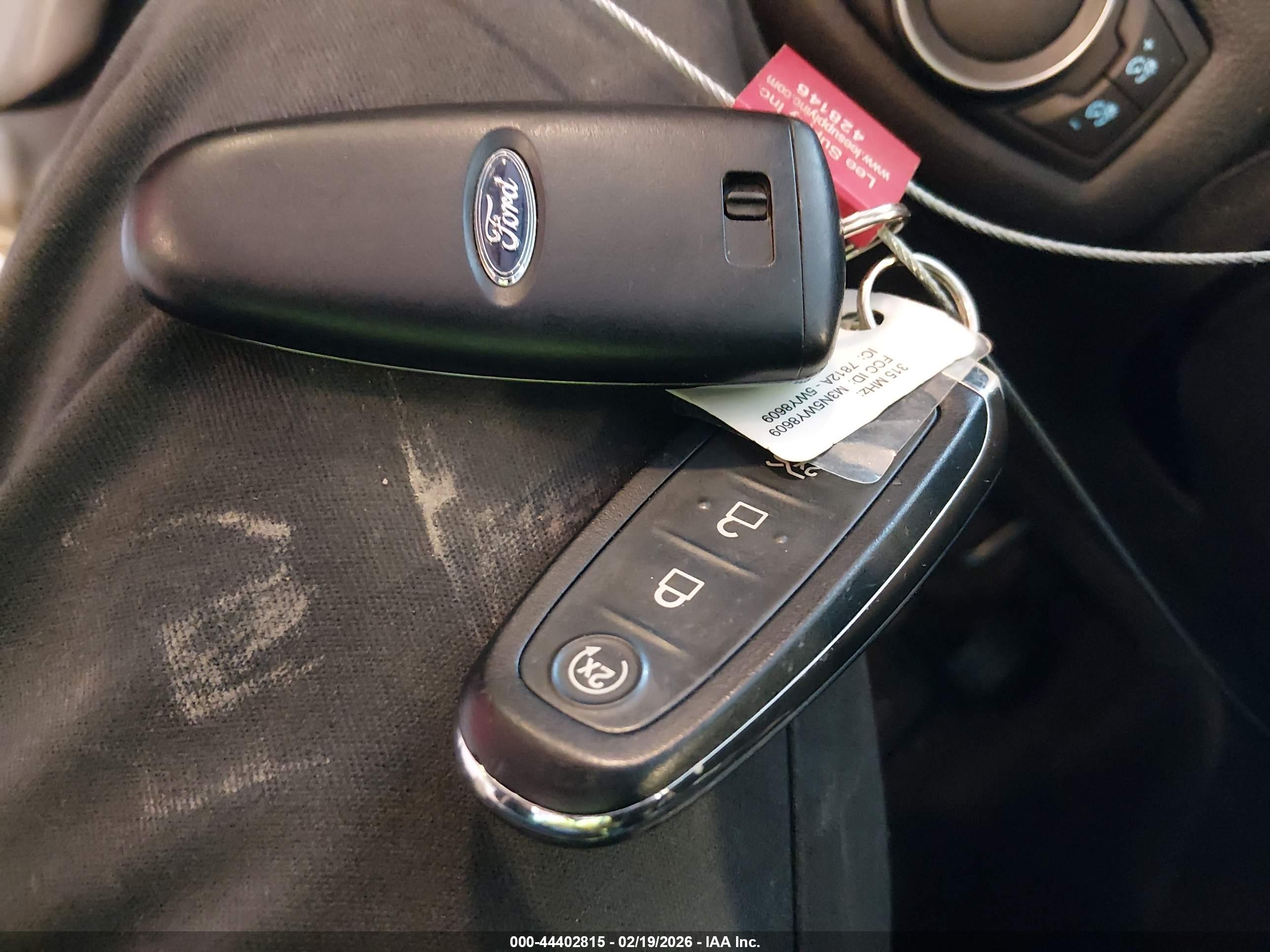 FORD ESCAPE image 11