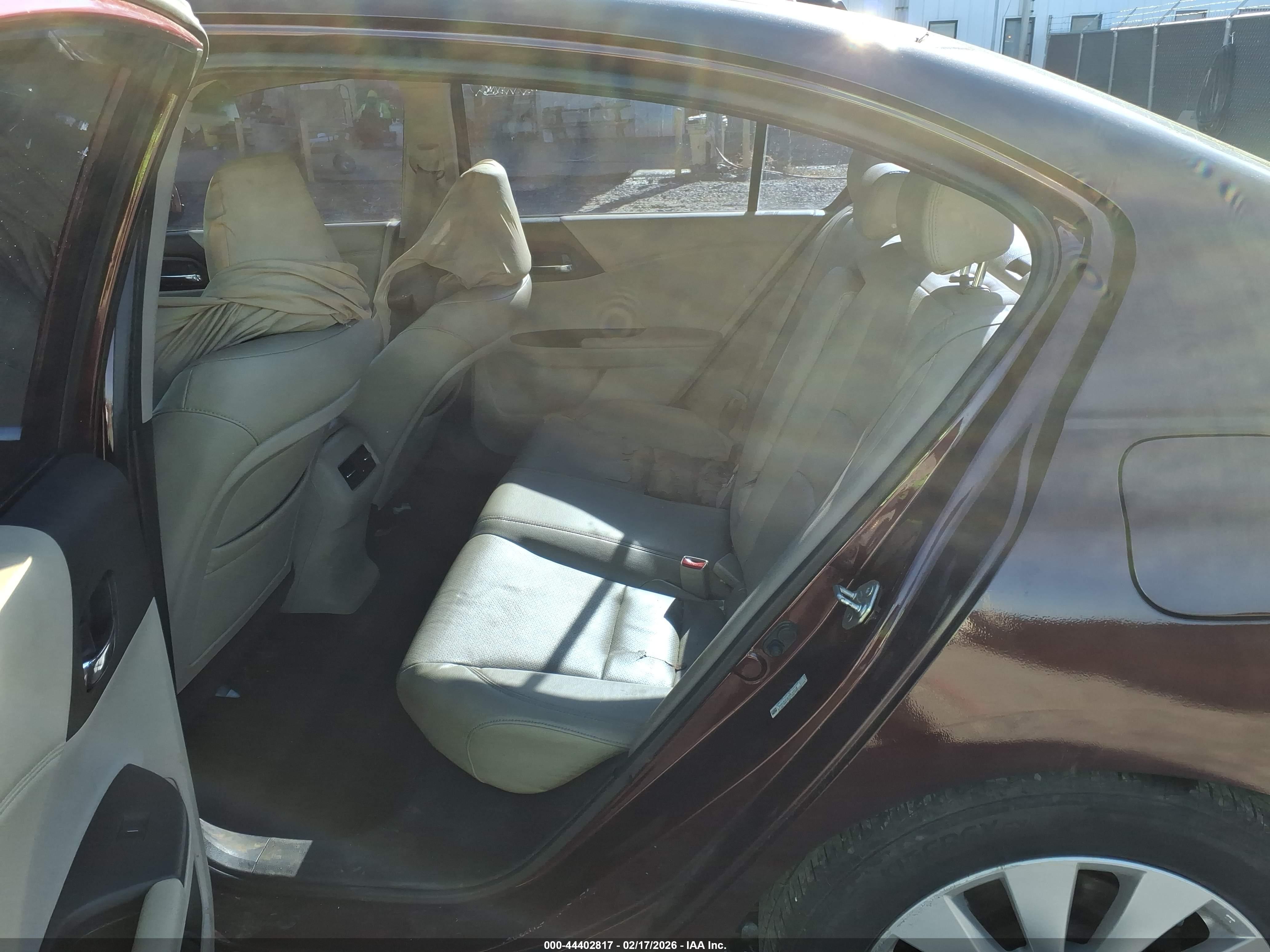 HONDA ACCORD image 8