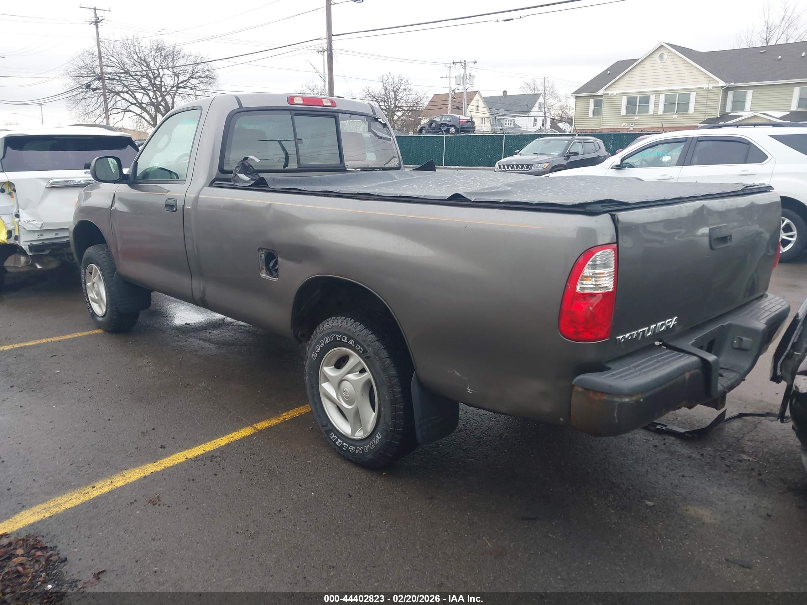 TOYOTA TUNDRA image 3
