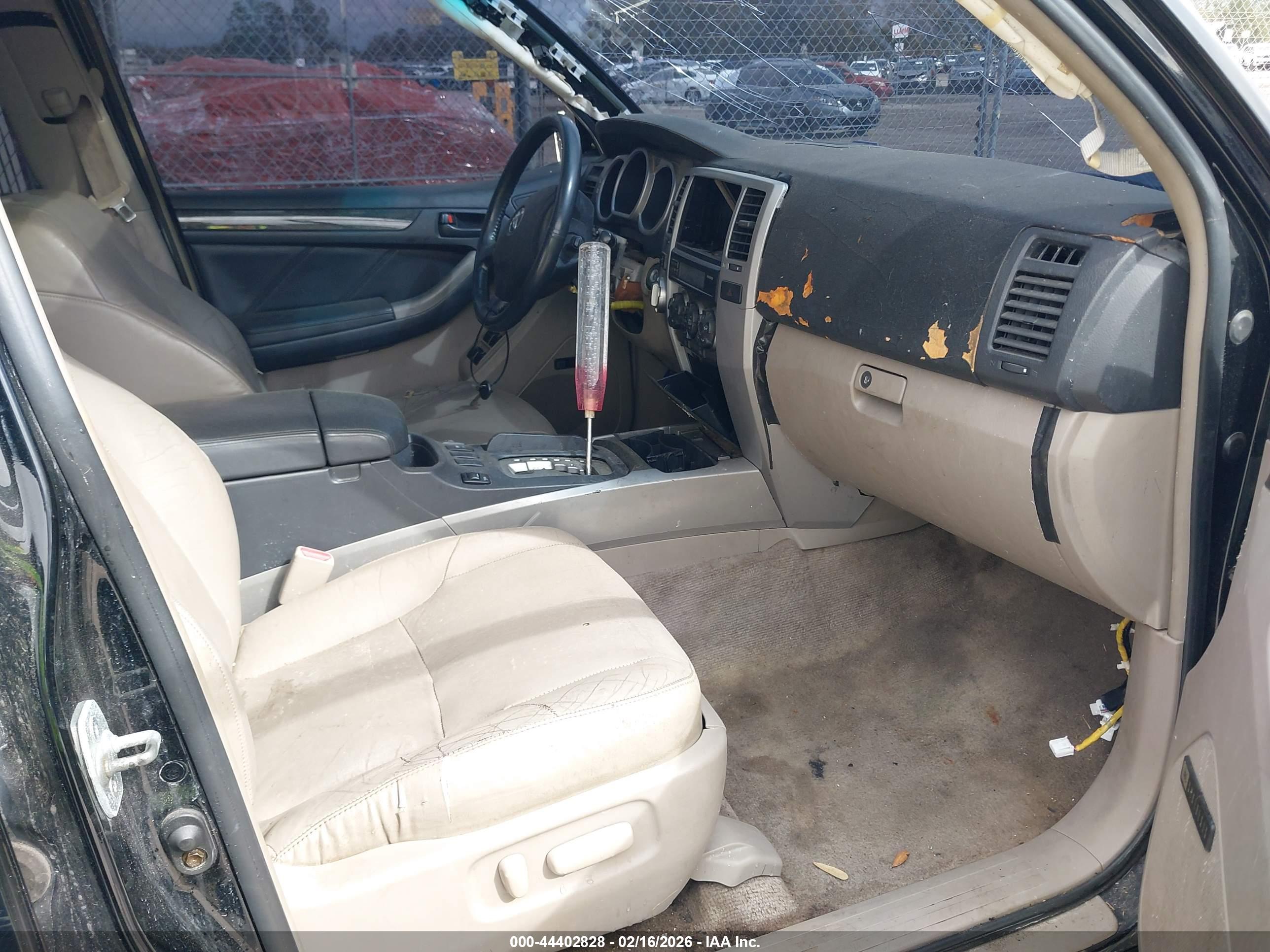 TOYOTA 4RUNNER image 5