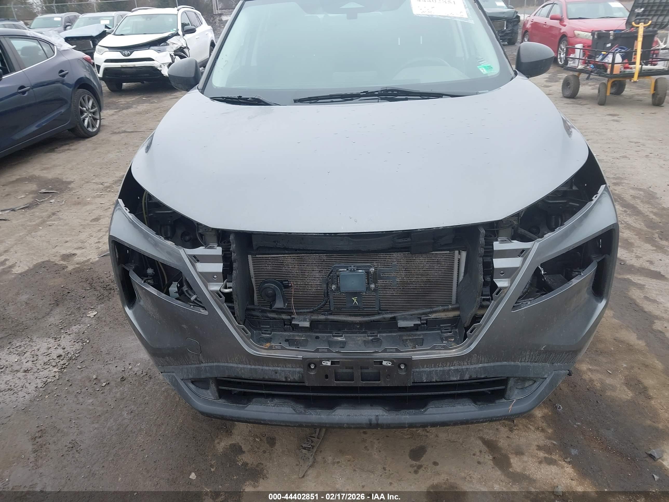 NISSAN ROGUE image 6