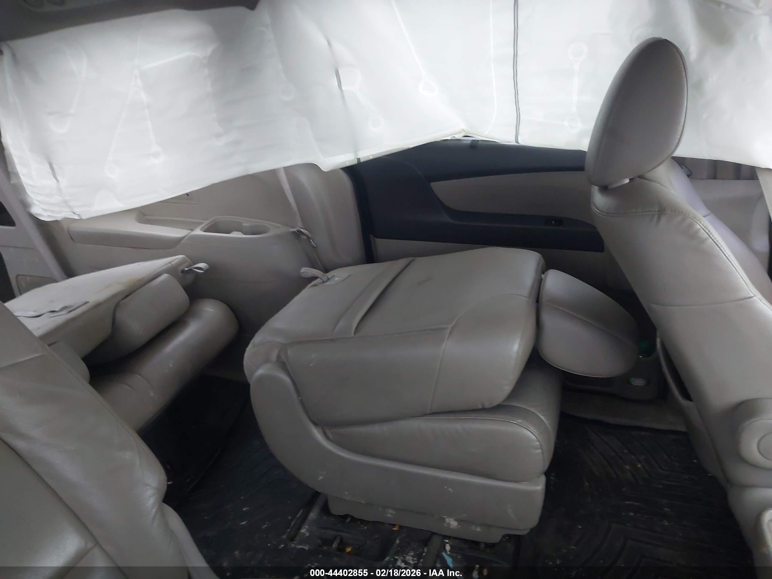 HONDA ODYSSEY image 8