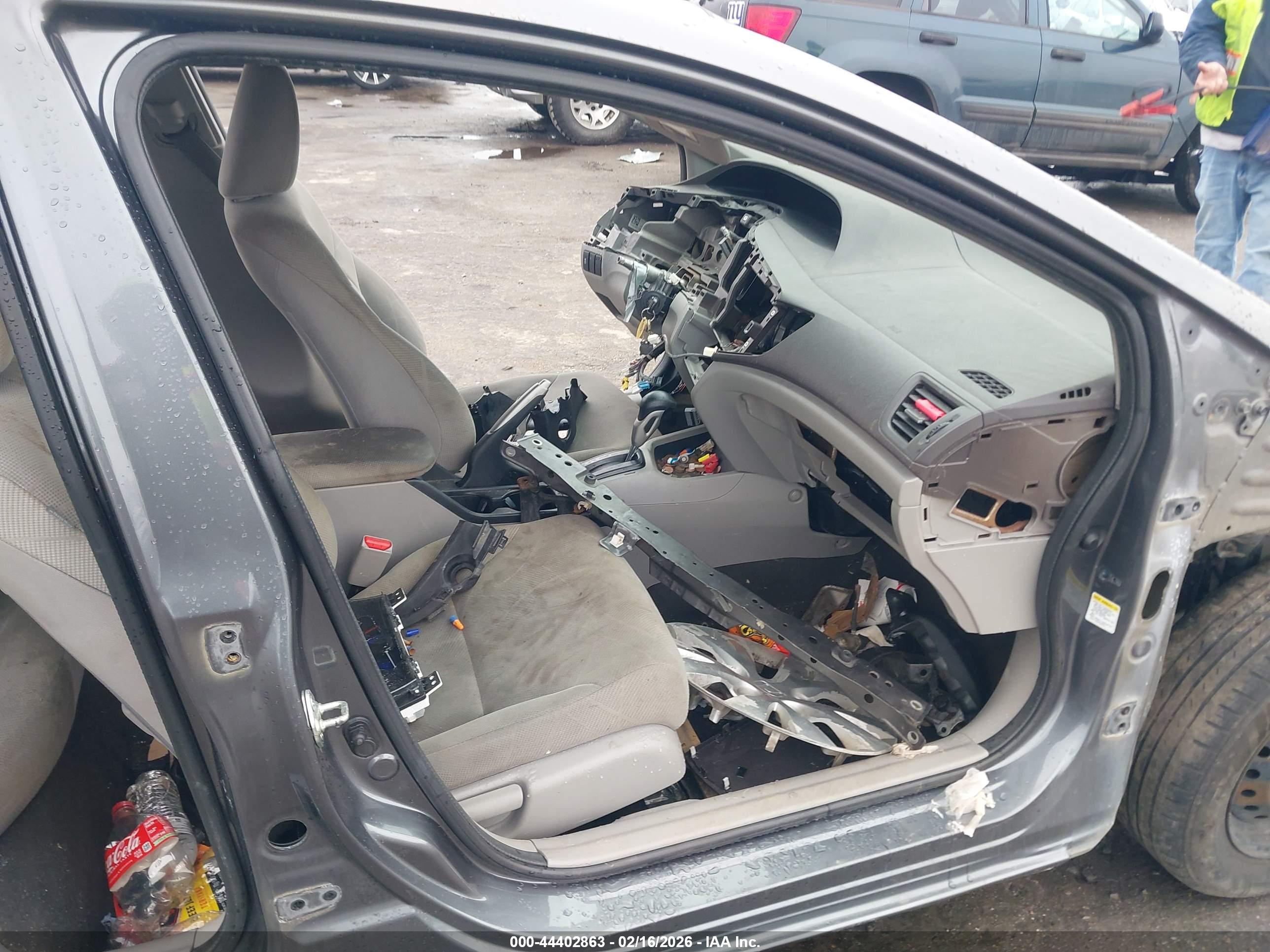 HONDA CIVIC image 5