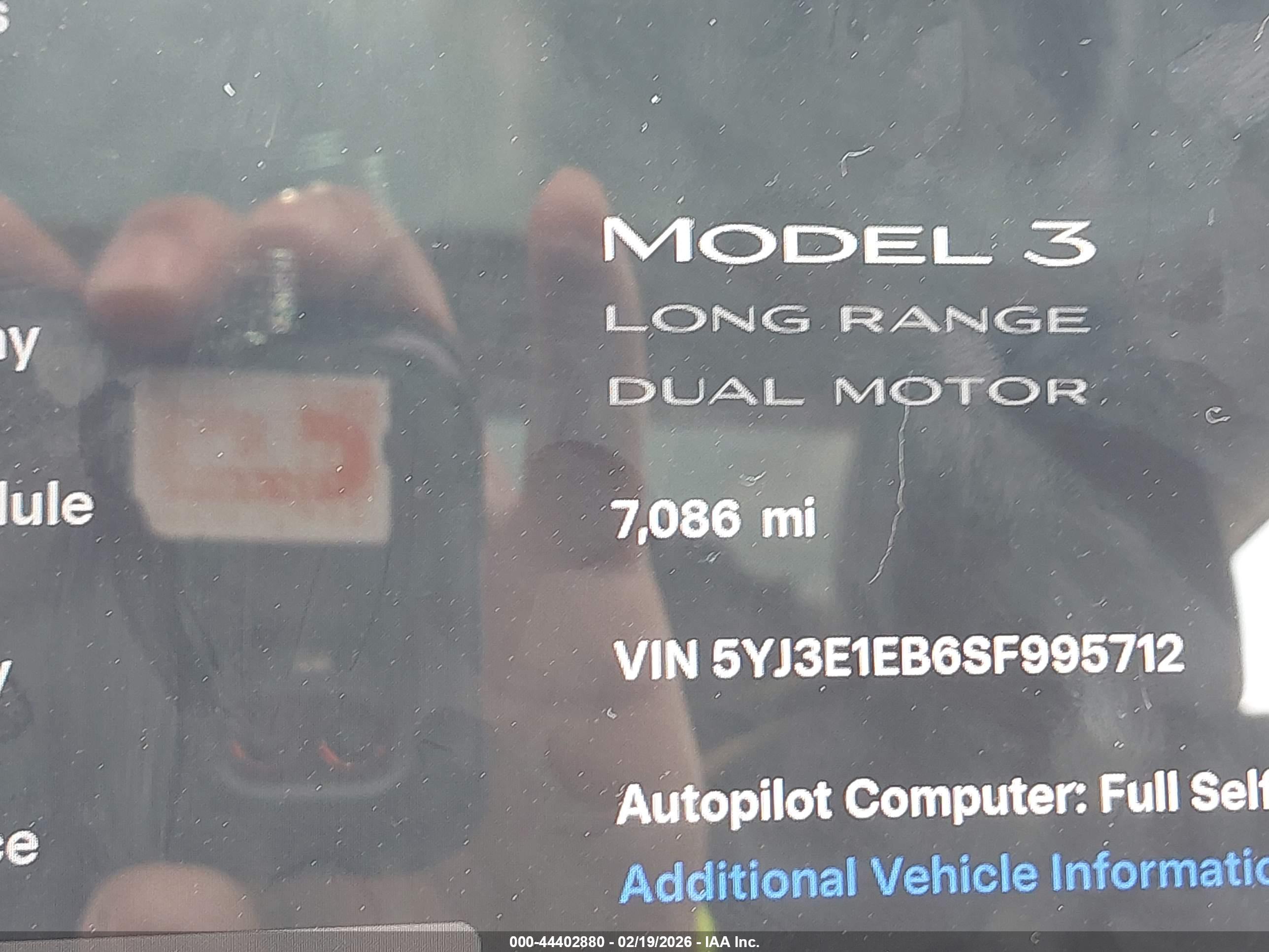 TESLA MODEL image 7