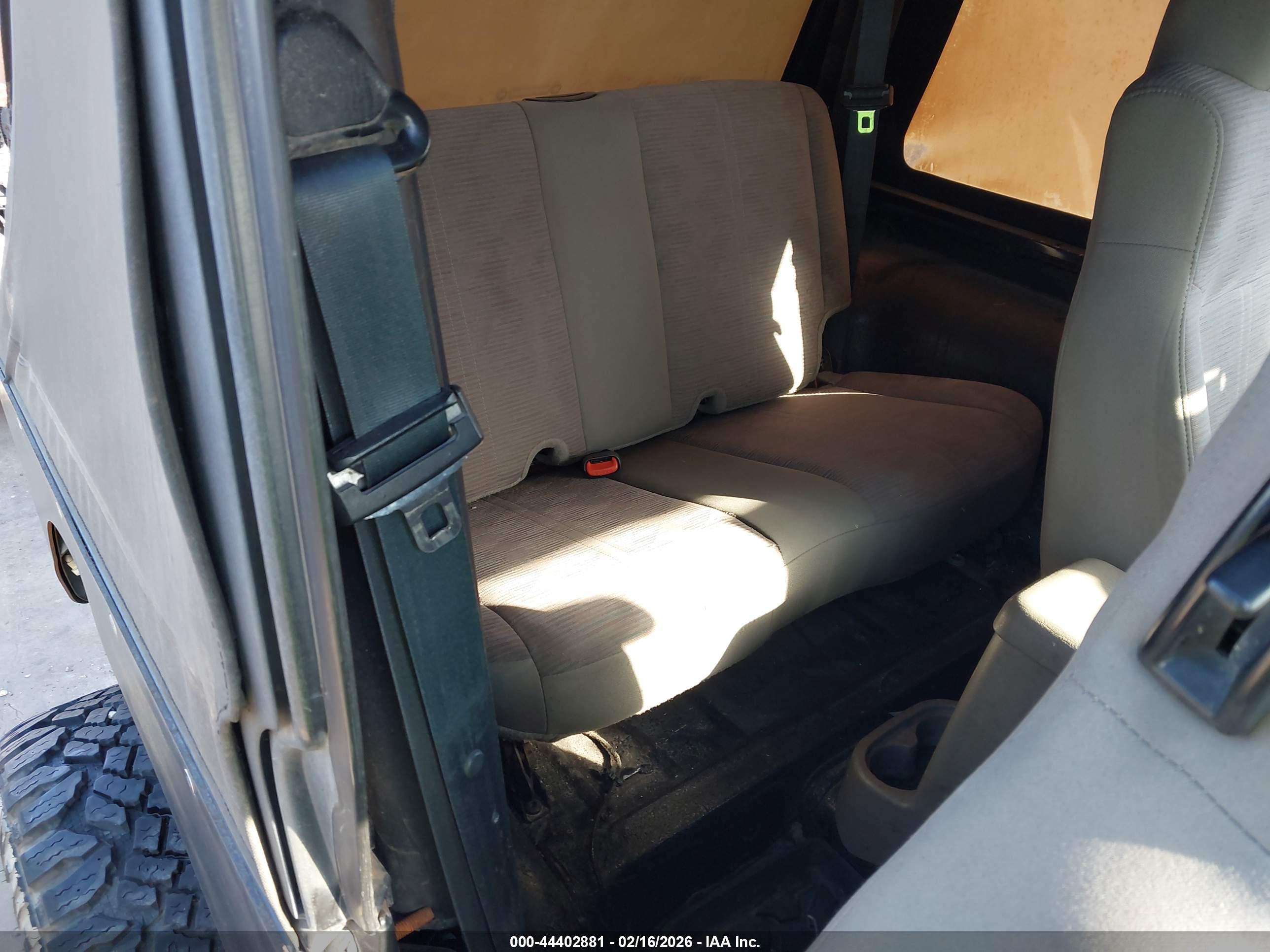 JEEP WRANGLER image 8
