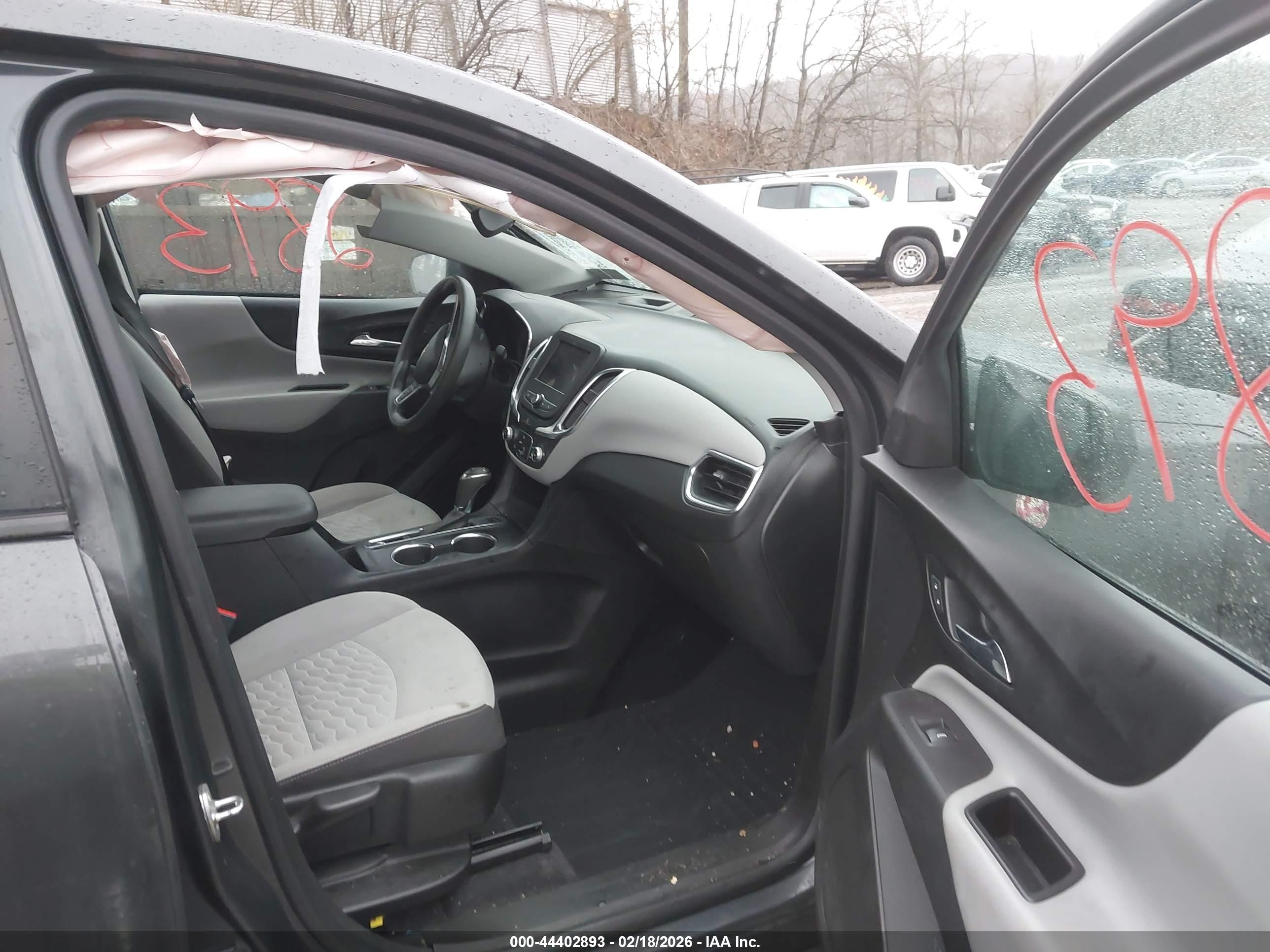CHEVROLET EQUINOX image 5