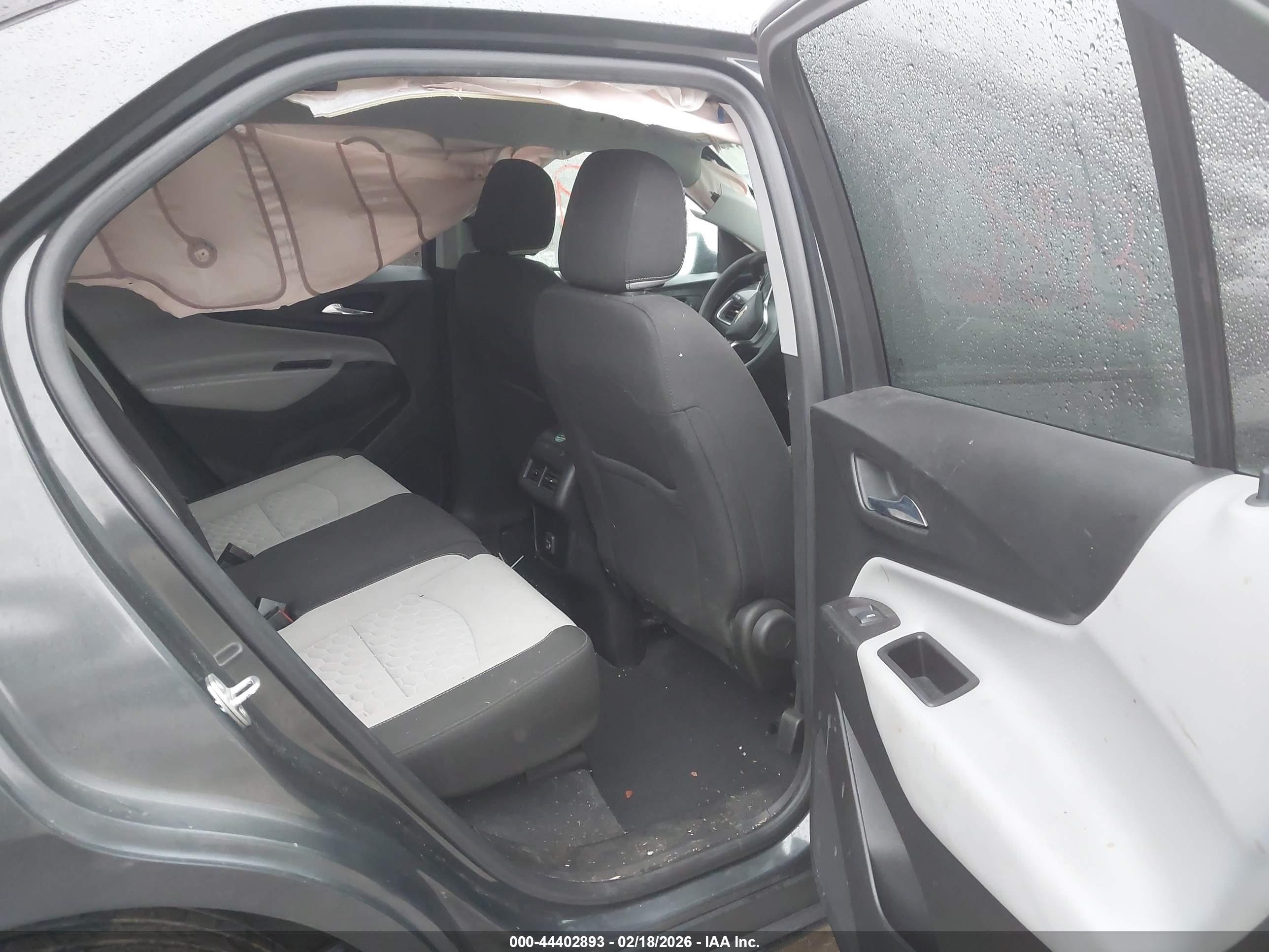 CHEVROLET EQUINOX image 8