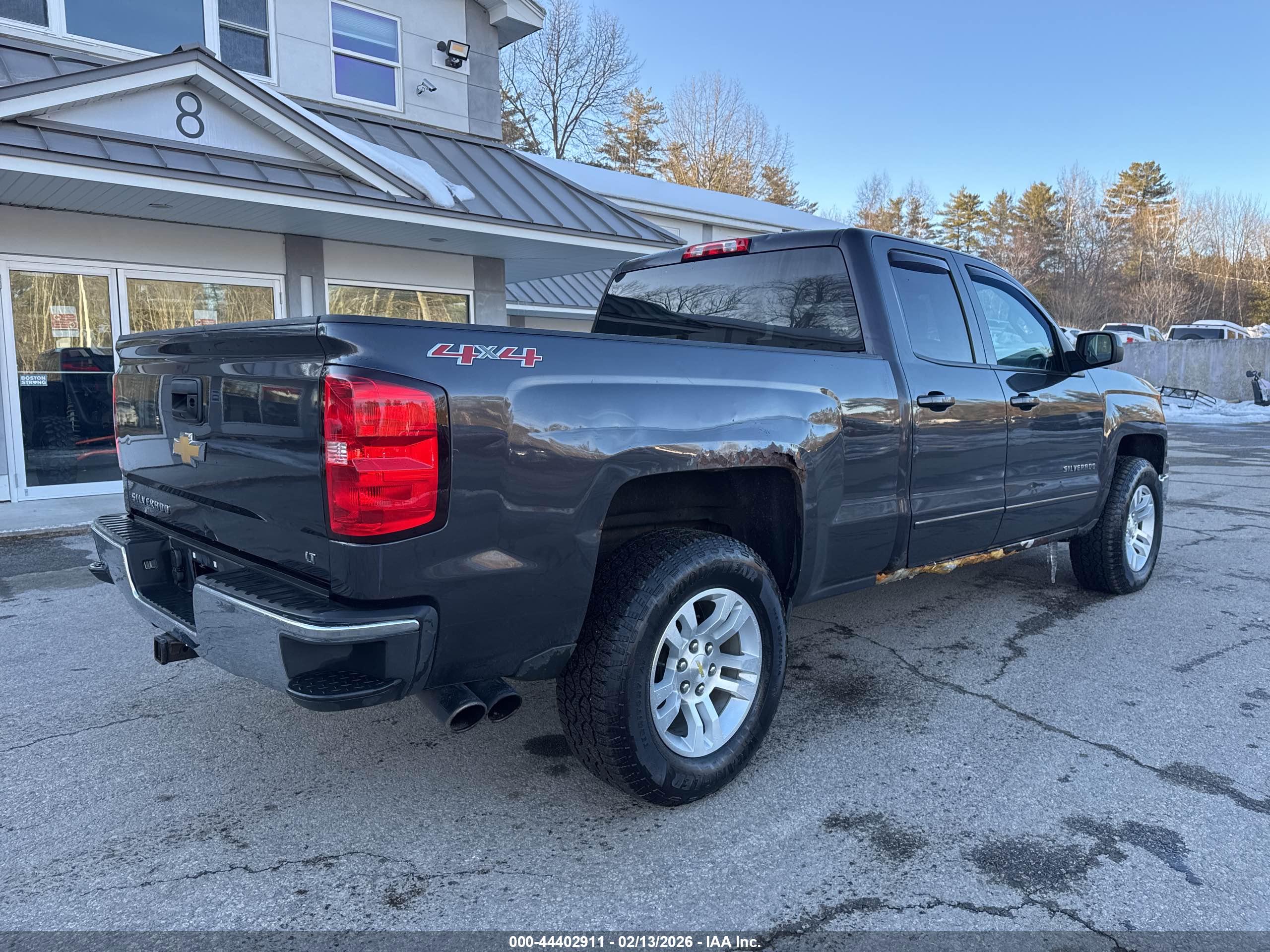 CHEVROLET SILVERADO image 4