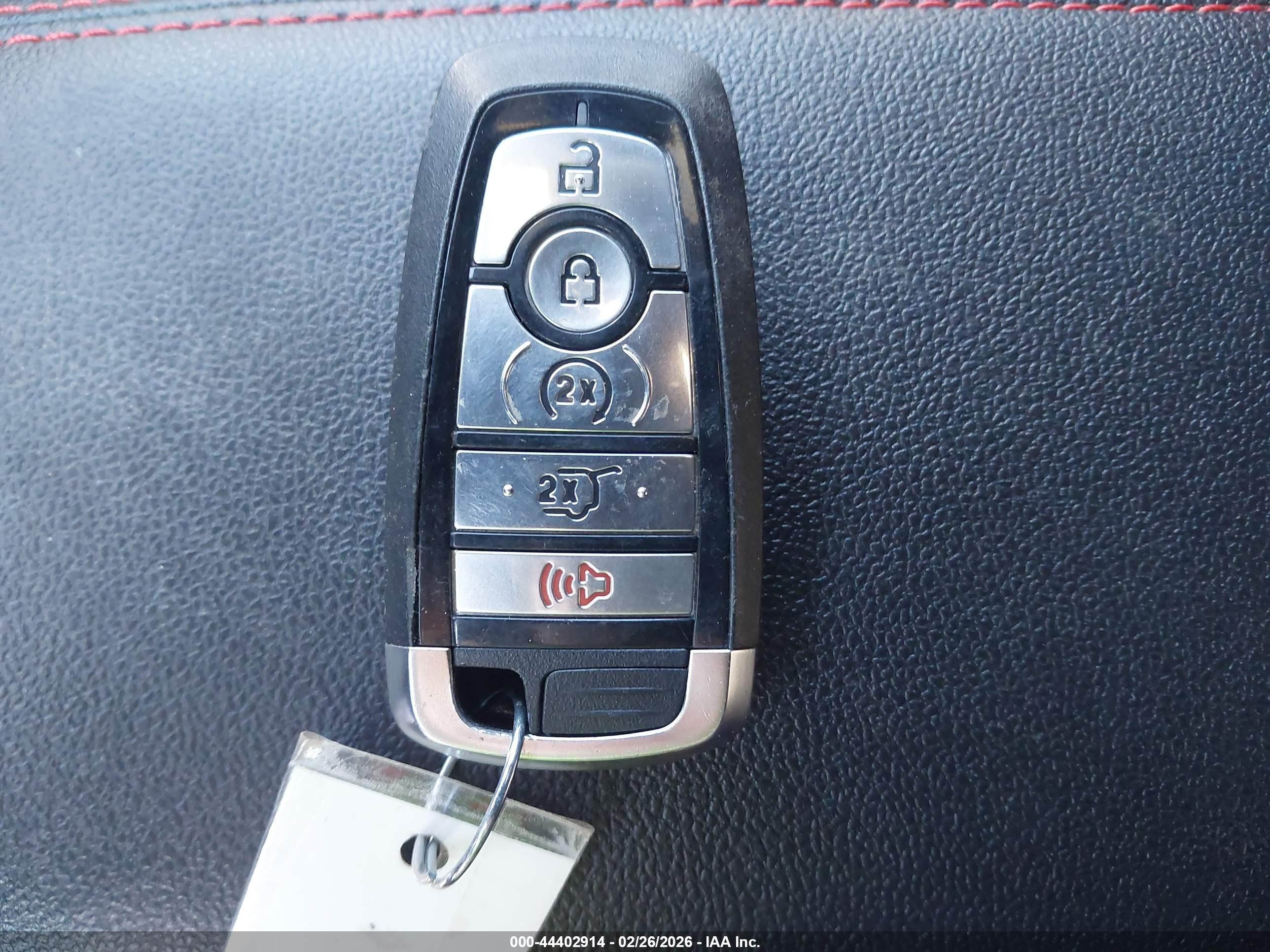 FORD ESCAPE image 11