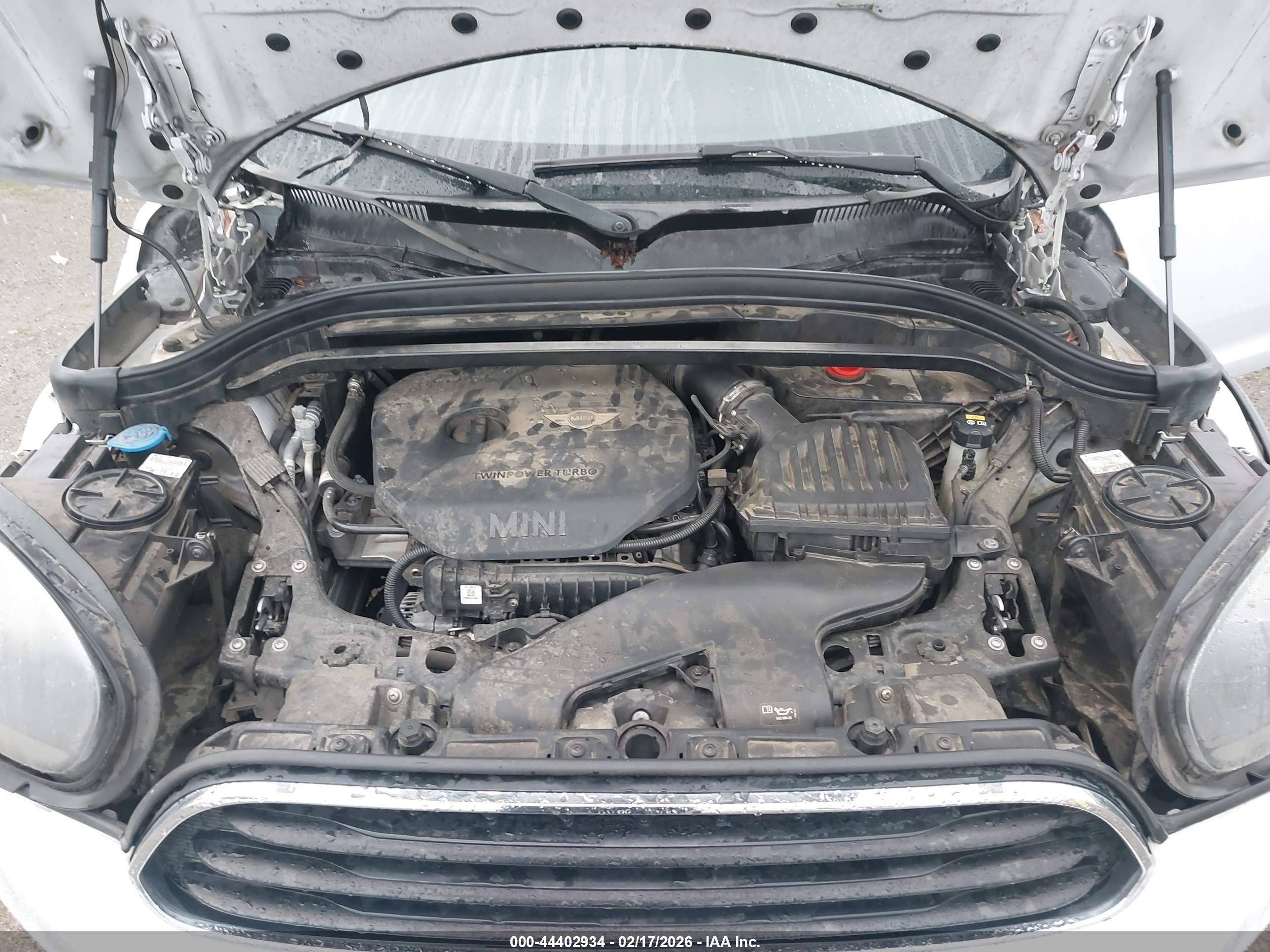 MINI COUNTRYMAN image 10