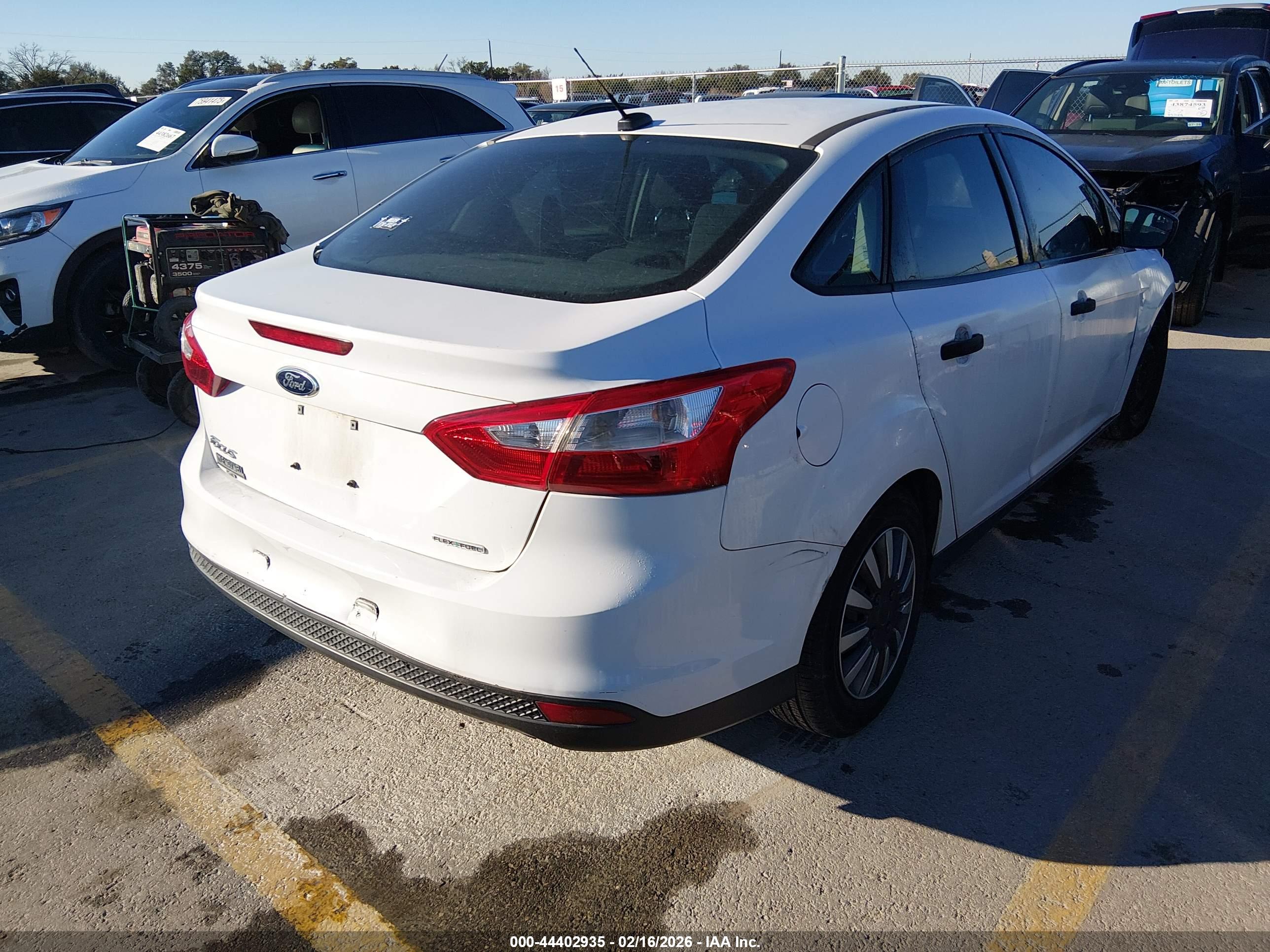 FORD FOCUS image 4