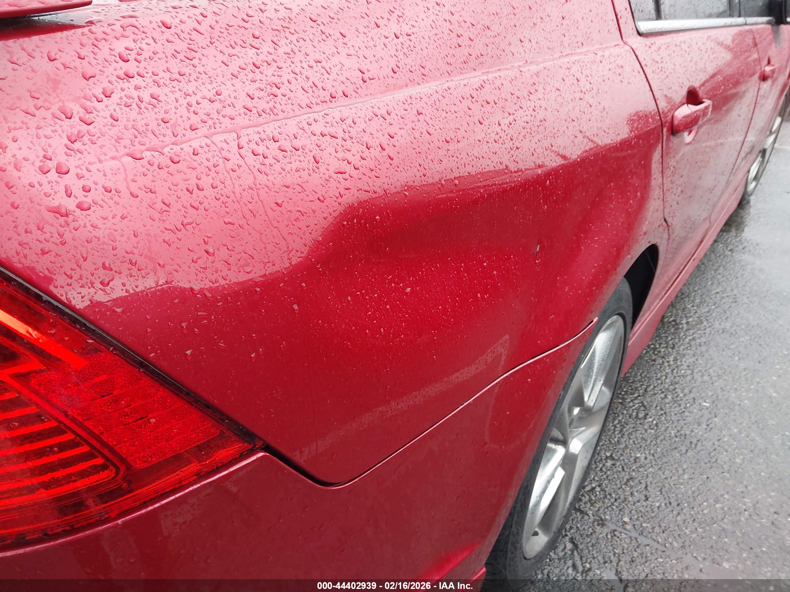 FORD FUSION image 6