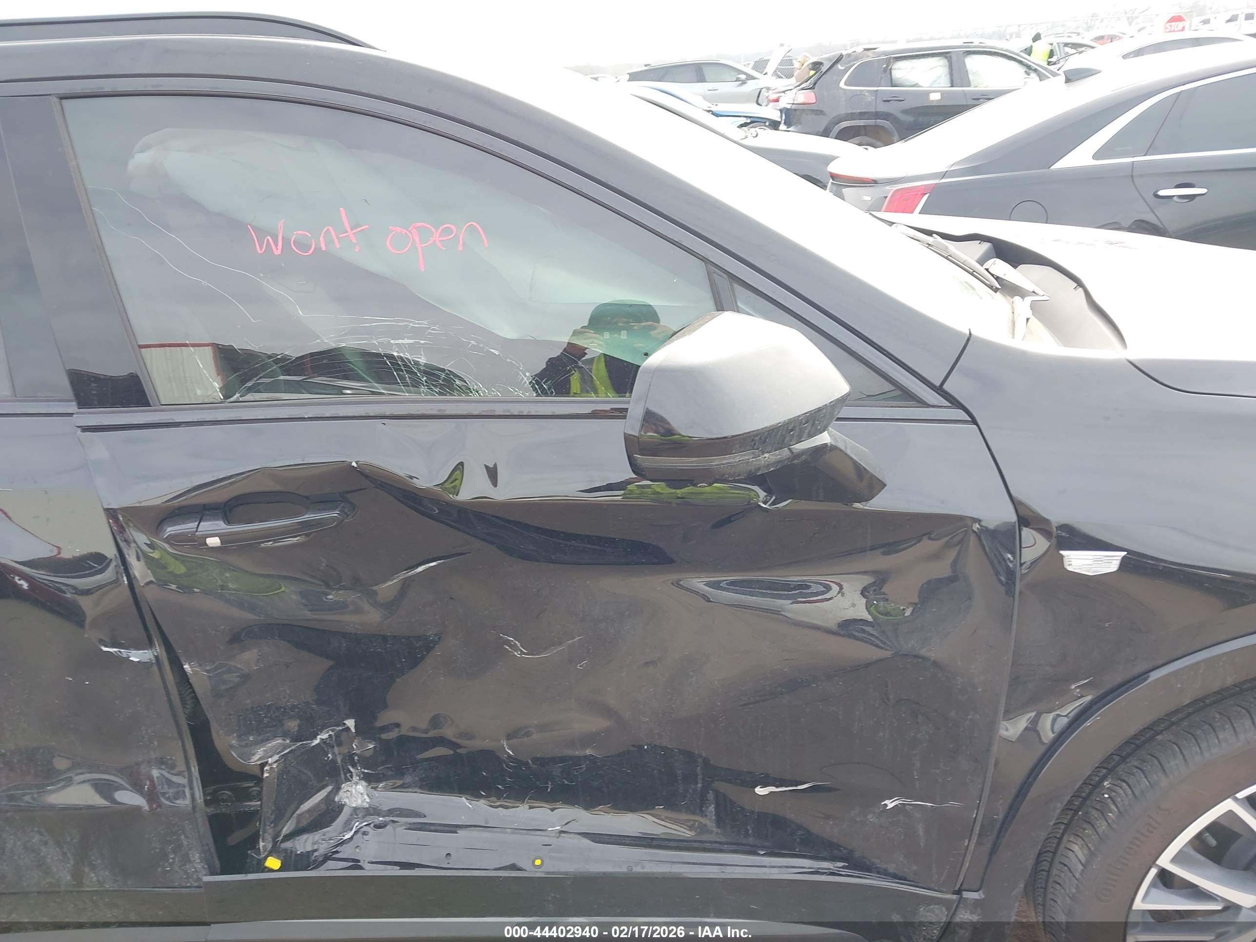 CADILLAC XT4 image 6