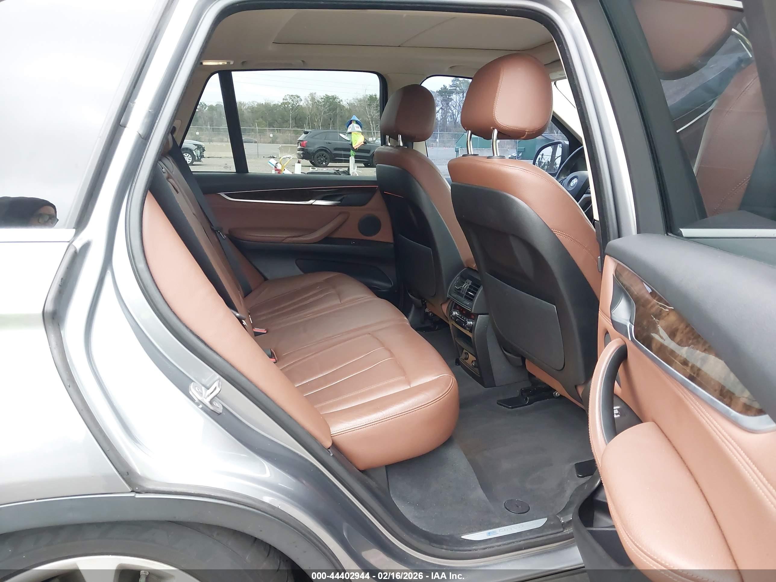 BMW X5 image 8