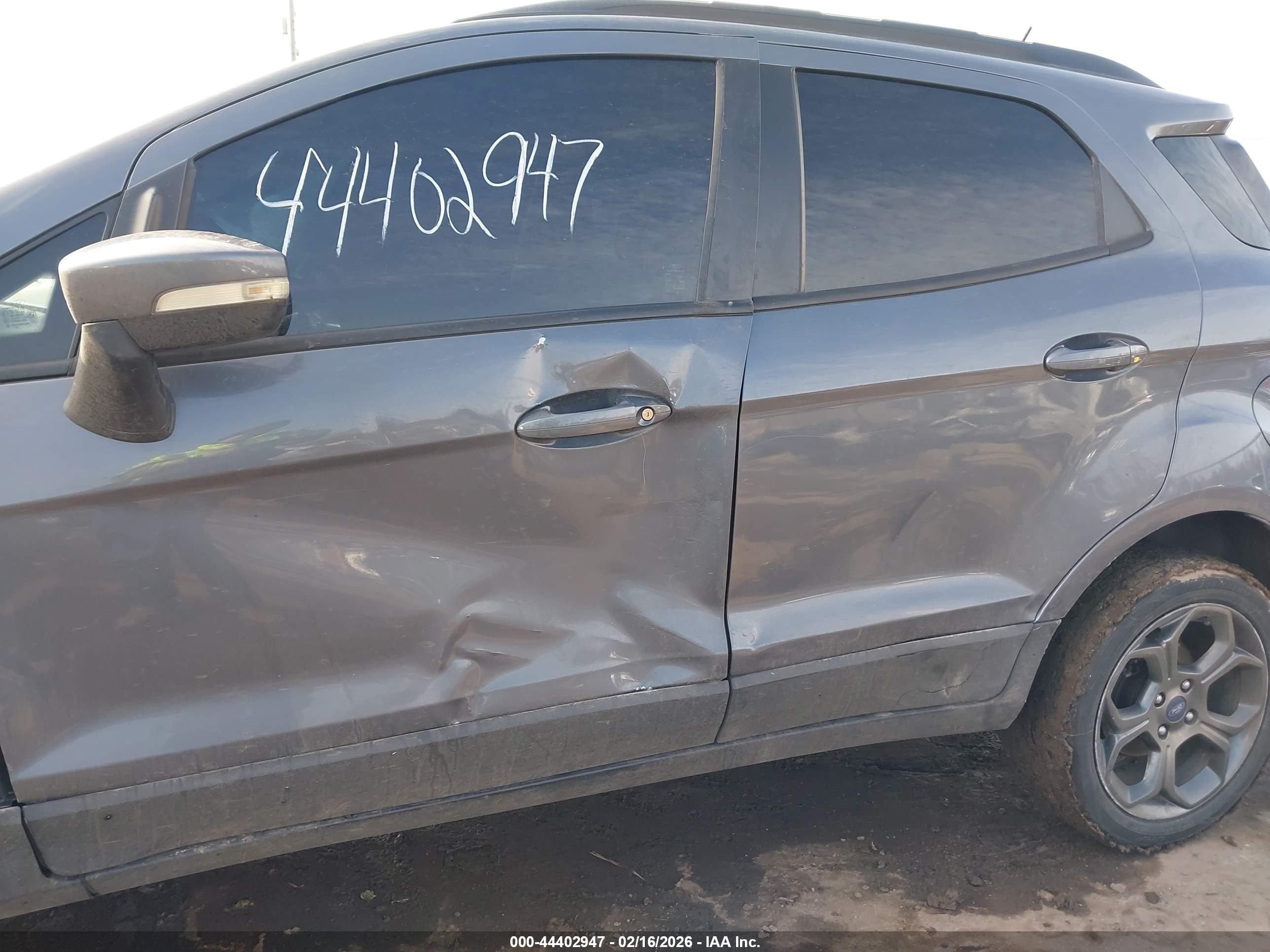 FORD ECOSPORT image 6
