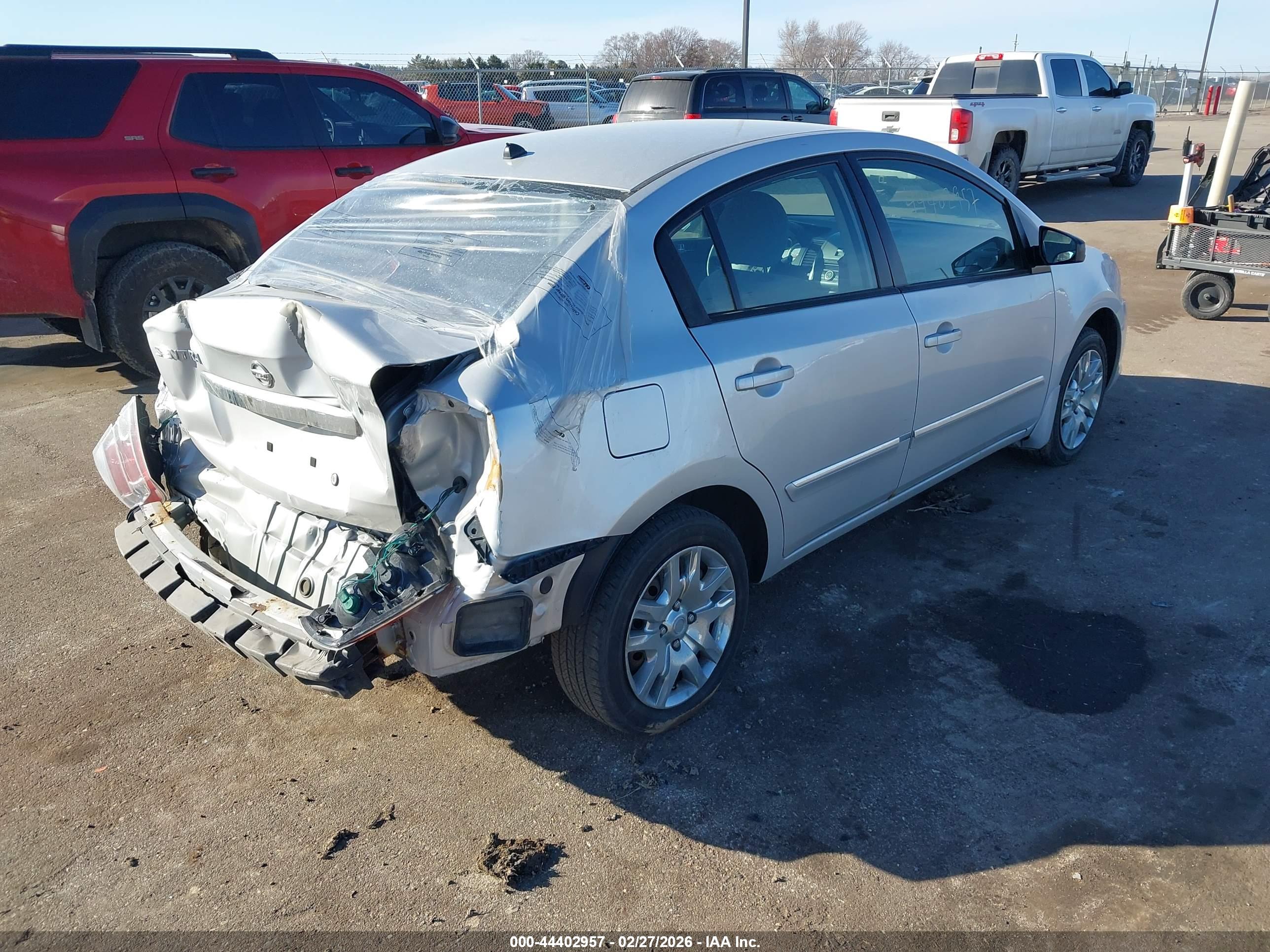 NISSAN SENTRA image 4
