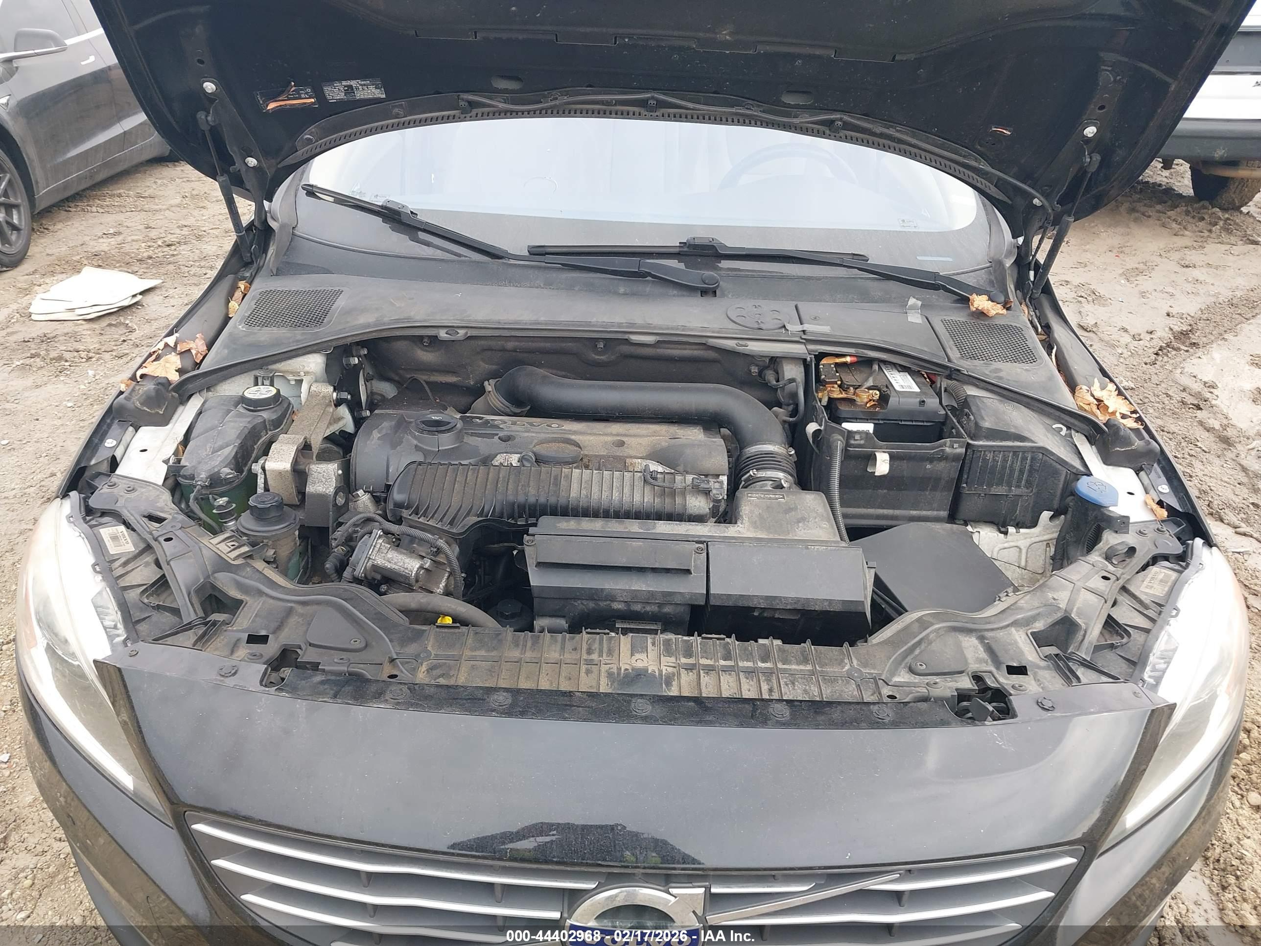 VOLVO S60 image 10