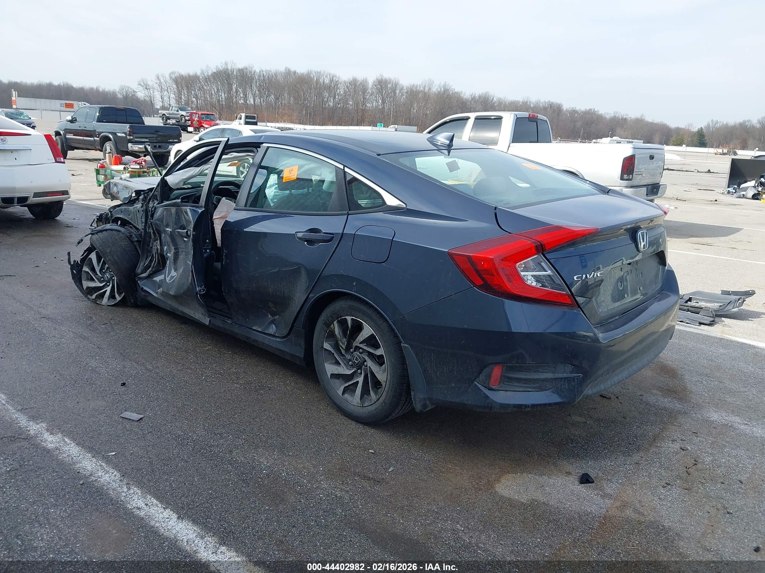 HONDA CIVIC image 3