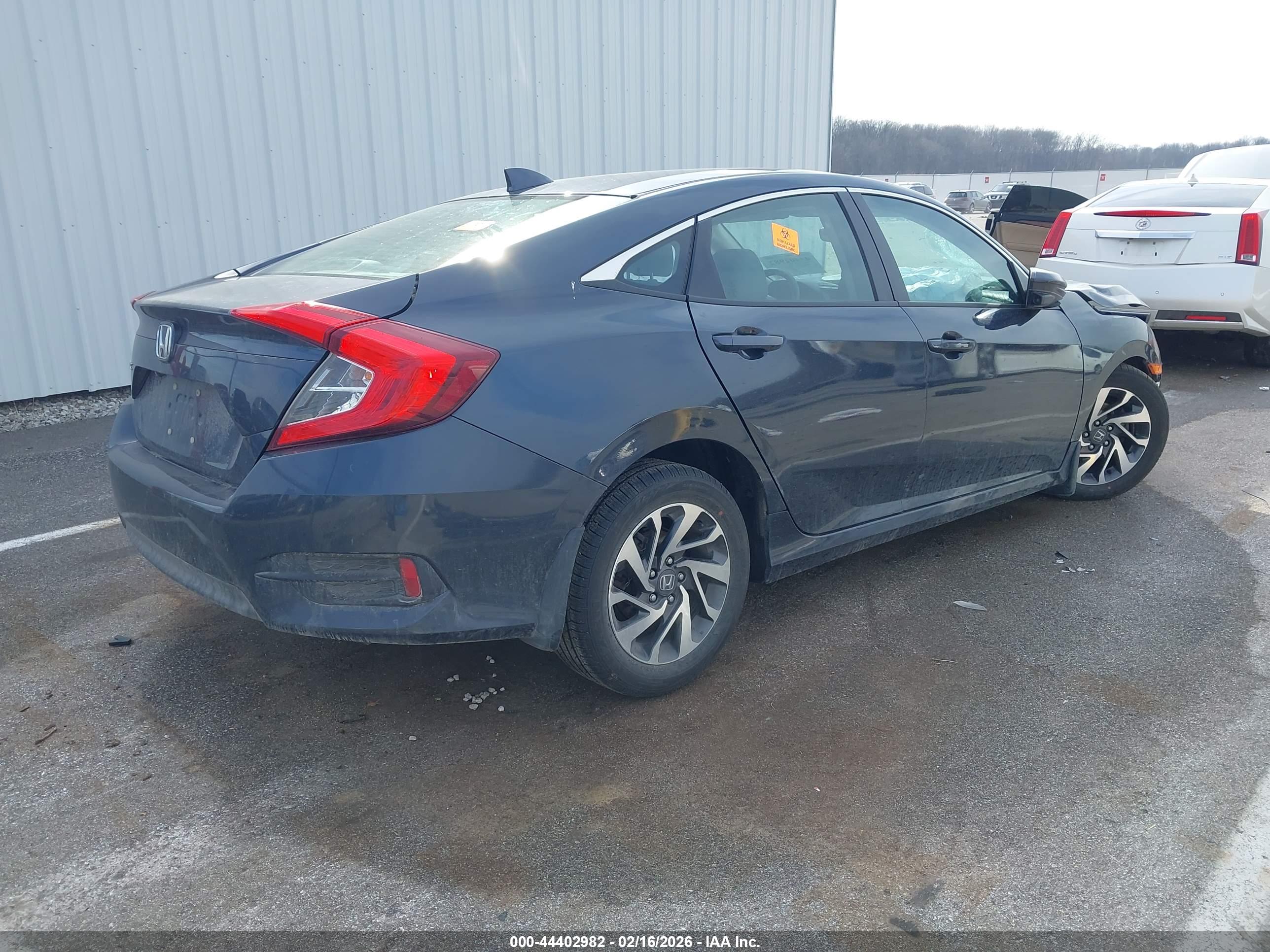 HONDA CIVIC image 4