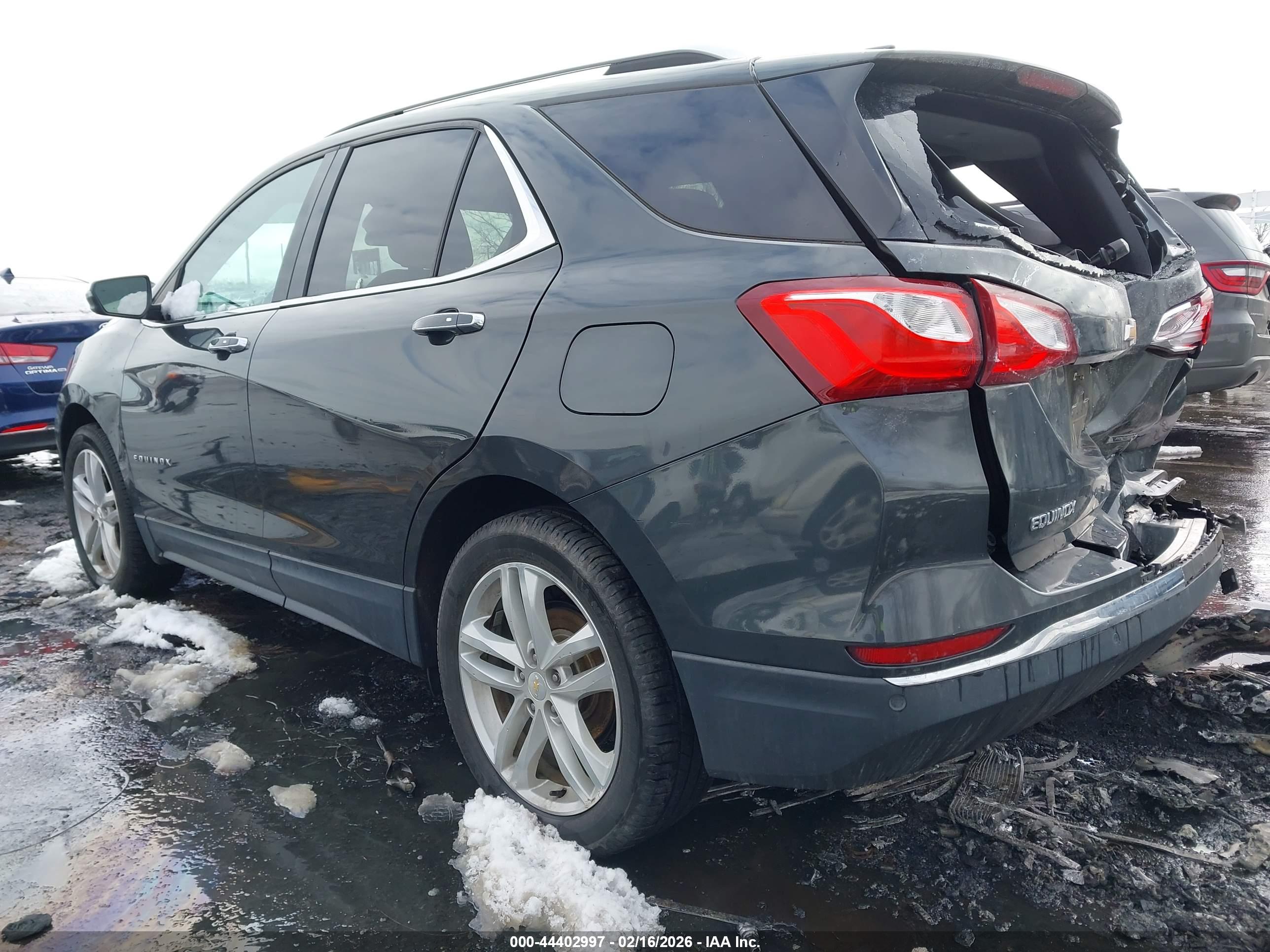CHEVROLET EQUINOX image 3
