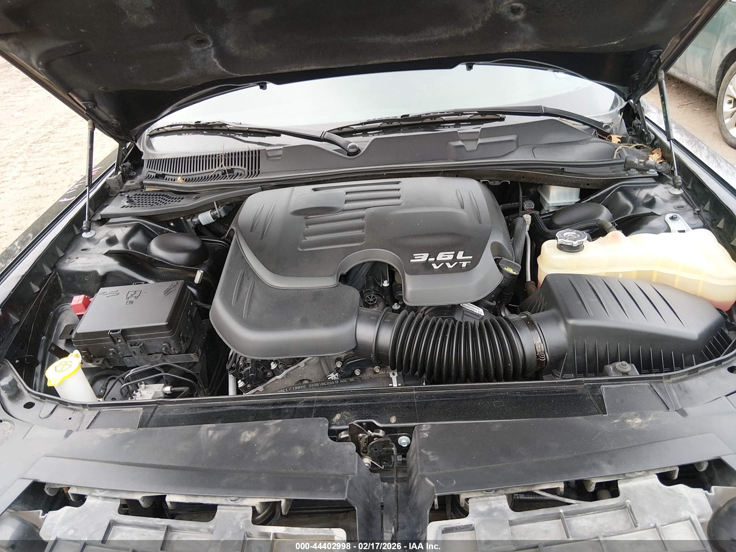 DODGE CHALLENGER image 10