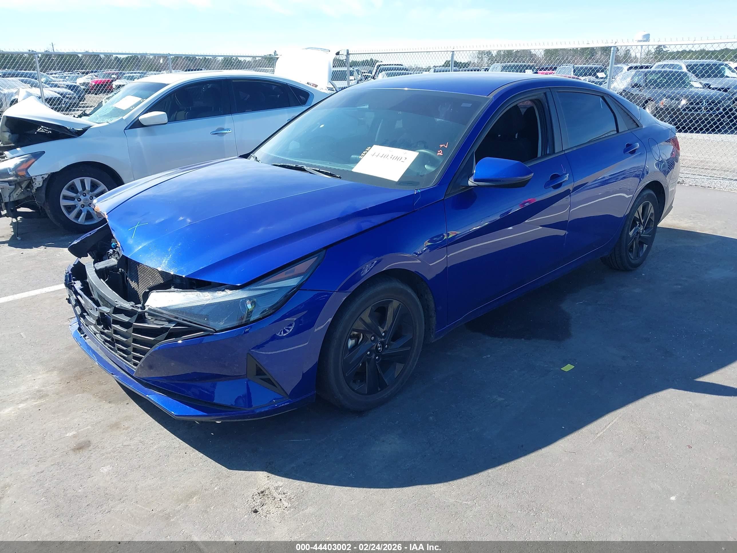HYUNDAI ELANTRA image 2