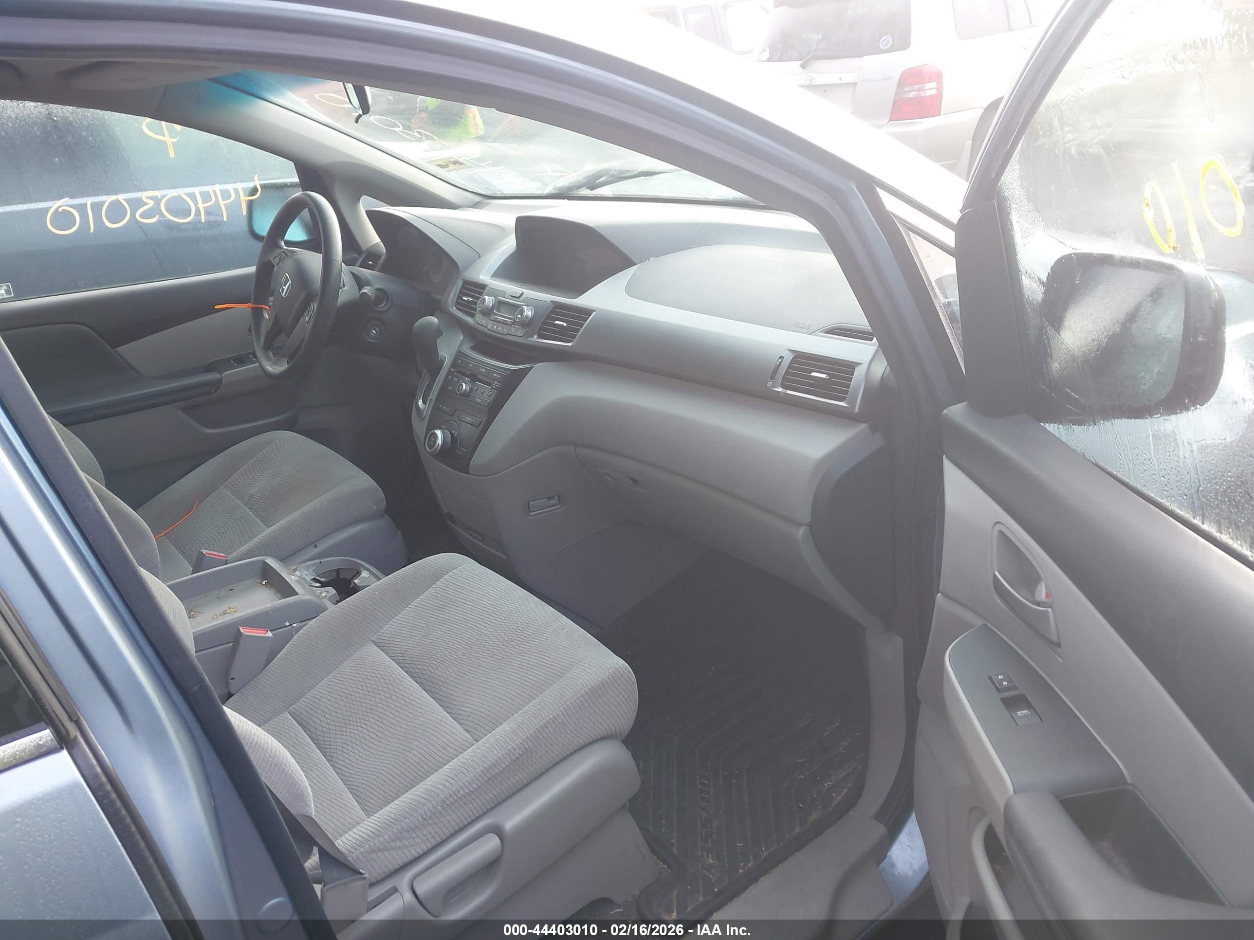 HONDA ODYSSEY image 5