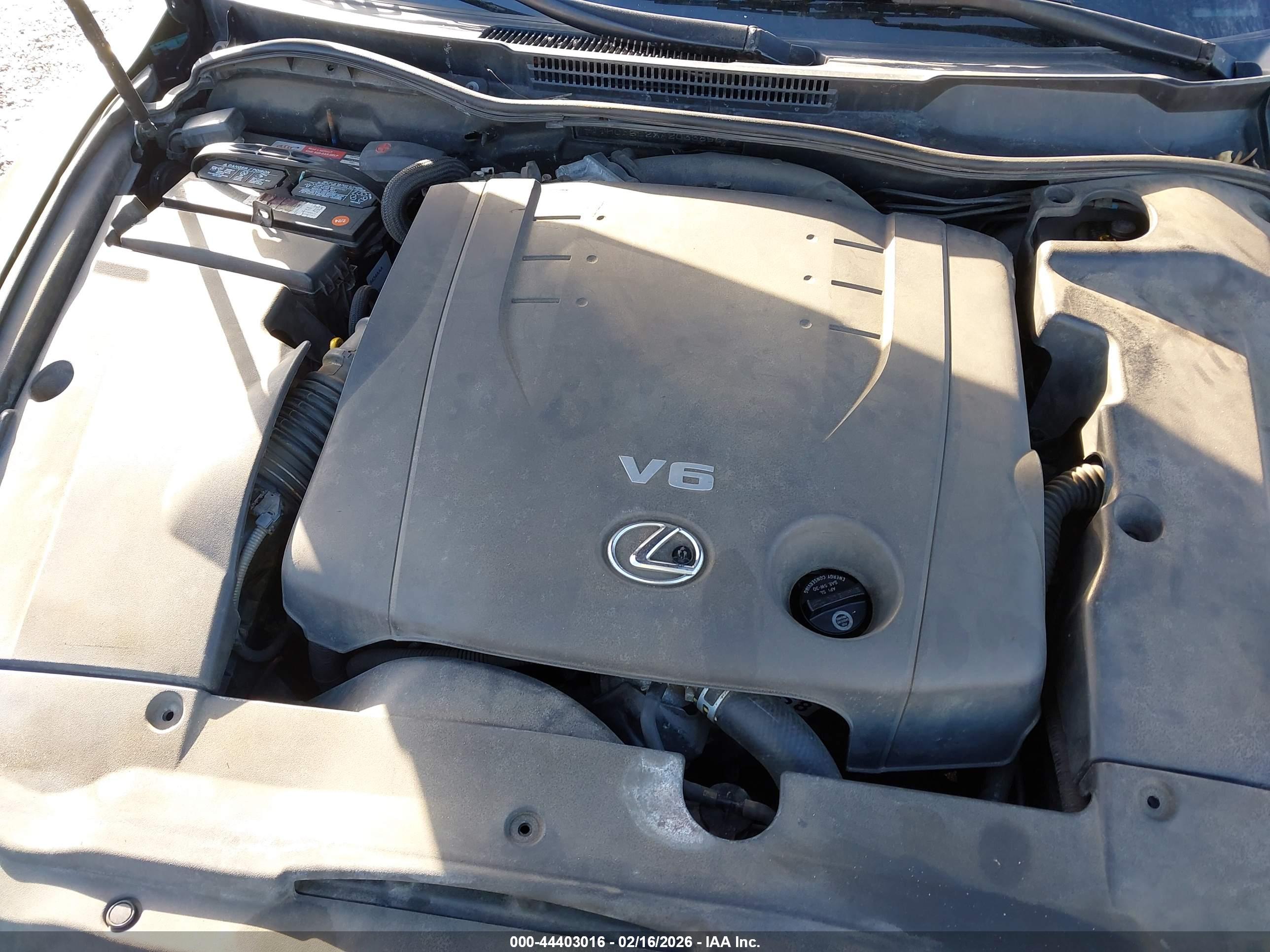 LEXUS IS image 6