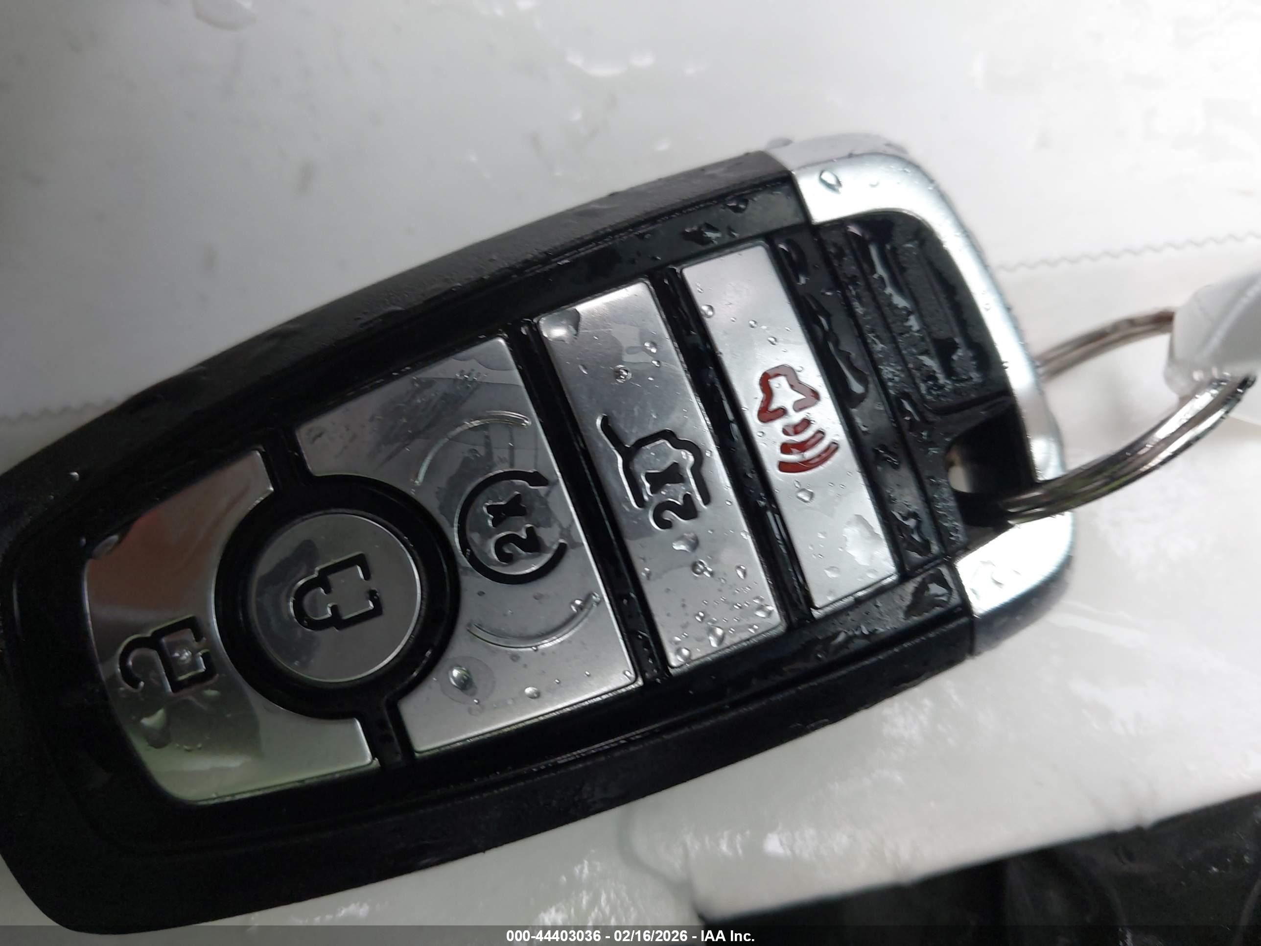 FORD EXPEDITION image 11
