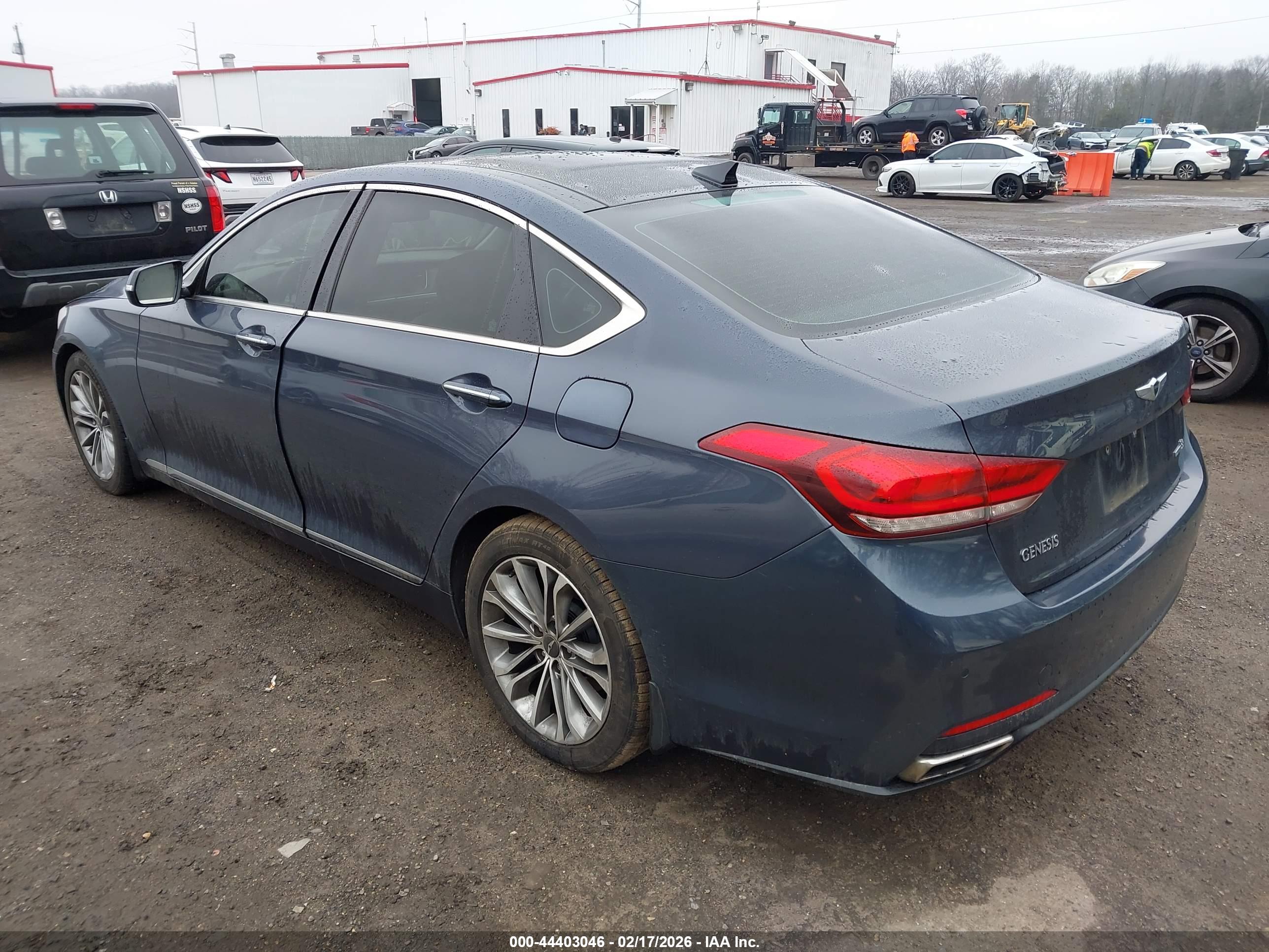 HYUNDAI GENESIS image 3