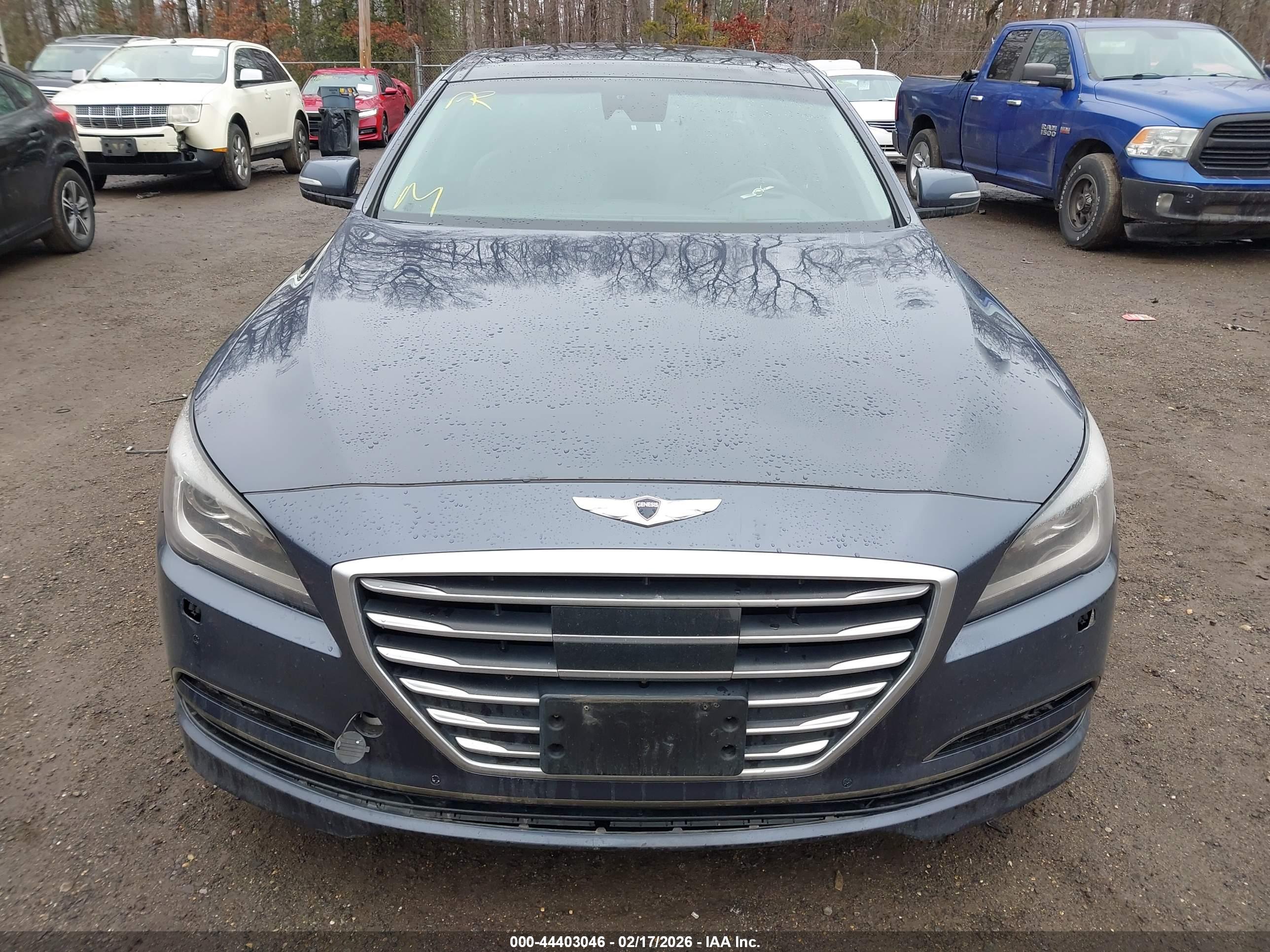HYUNDAI GENESIS image 6