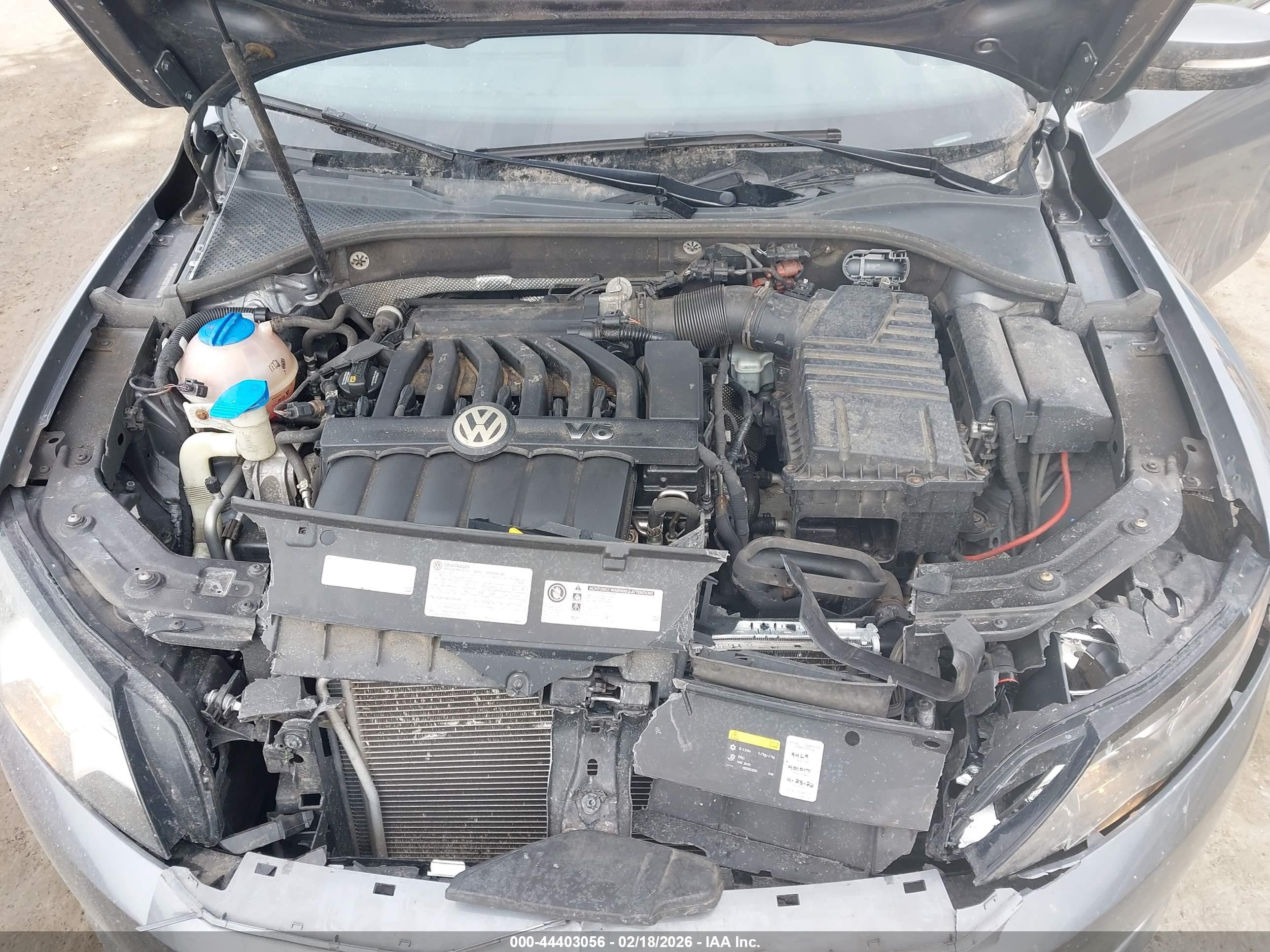 VOLKSWAGEN PASSAT image 10