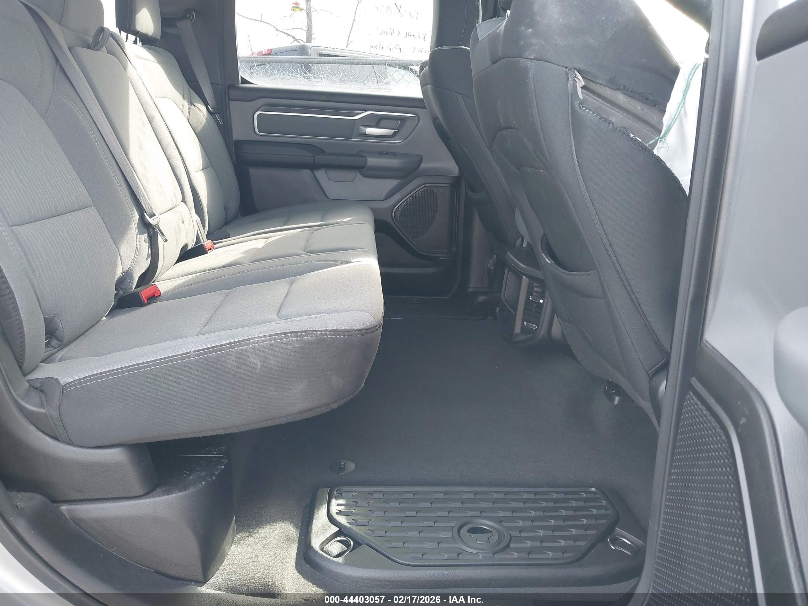 RAM 1500 image 8