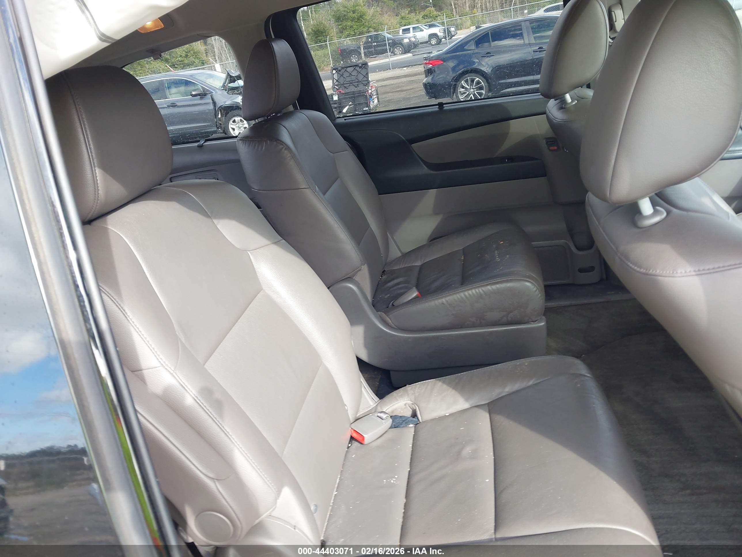 HONDA ODYSSEY image 8