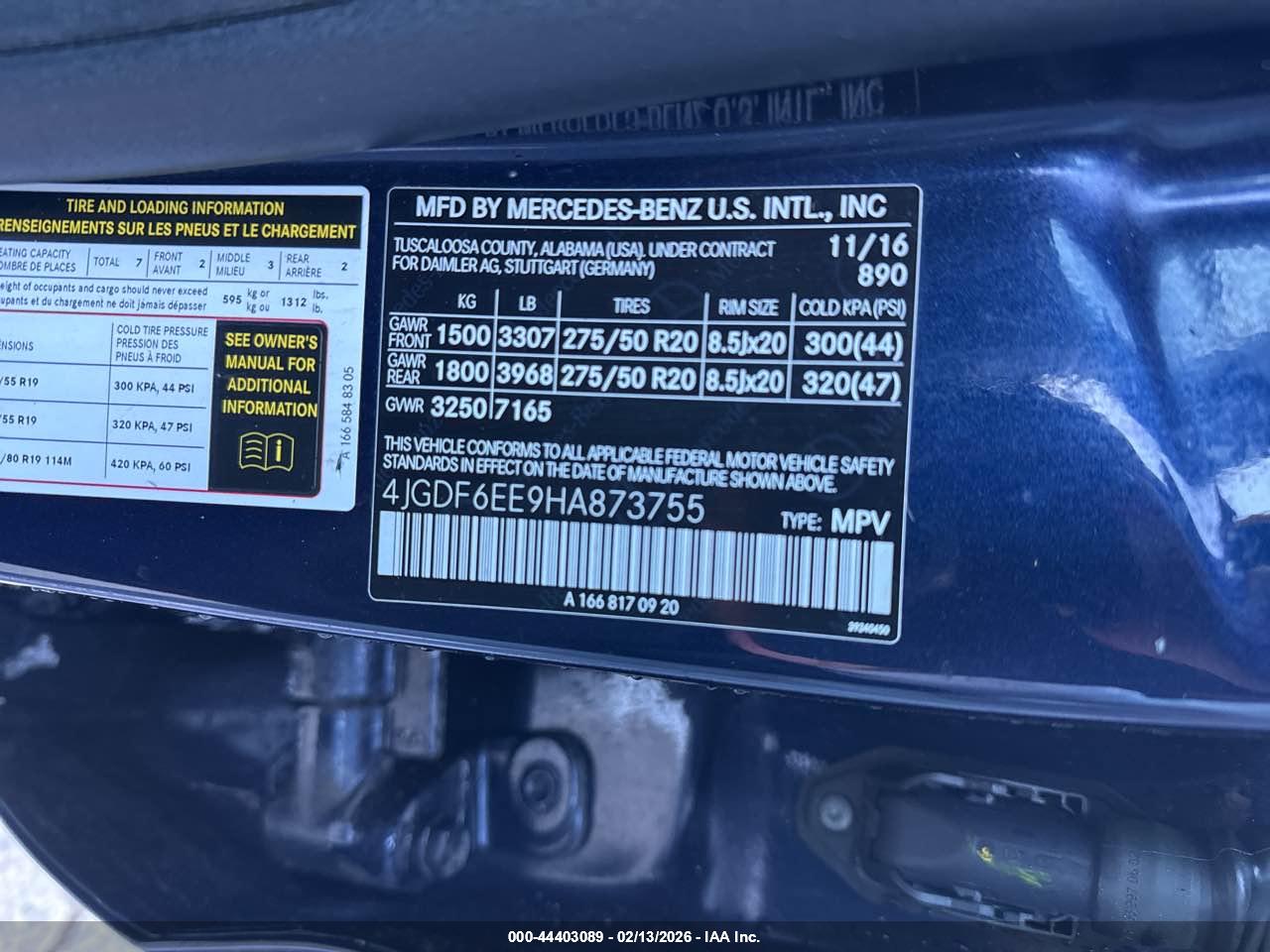 MERCEDES-BENZ GLS image 9