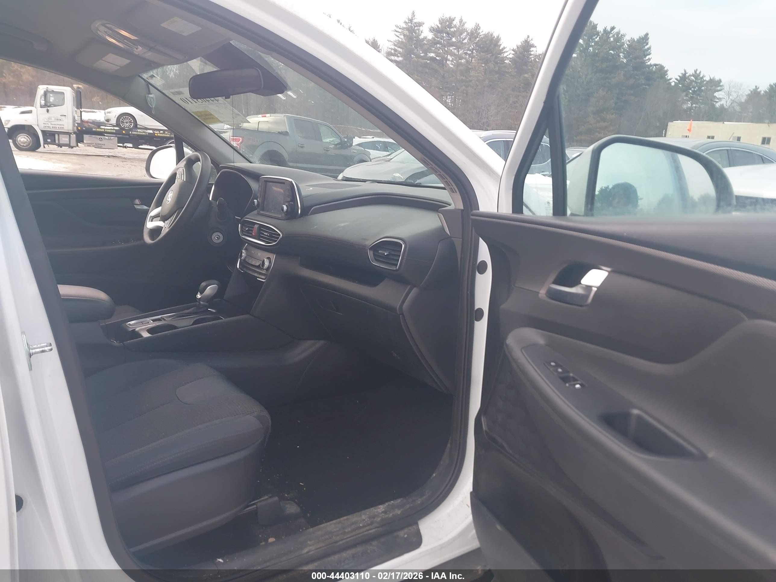 HYUNDAI SANTA image 5