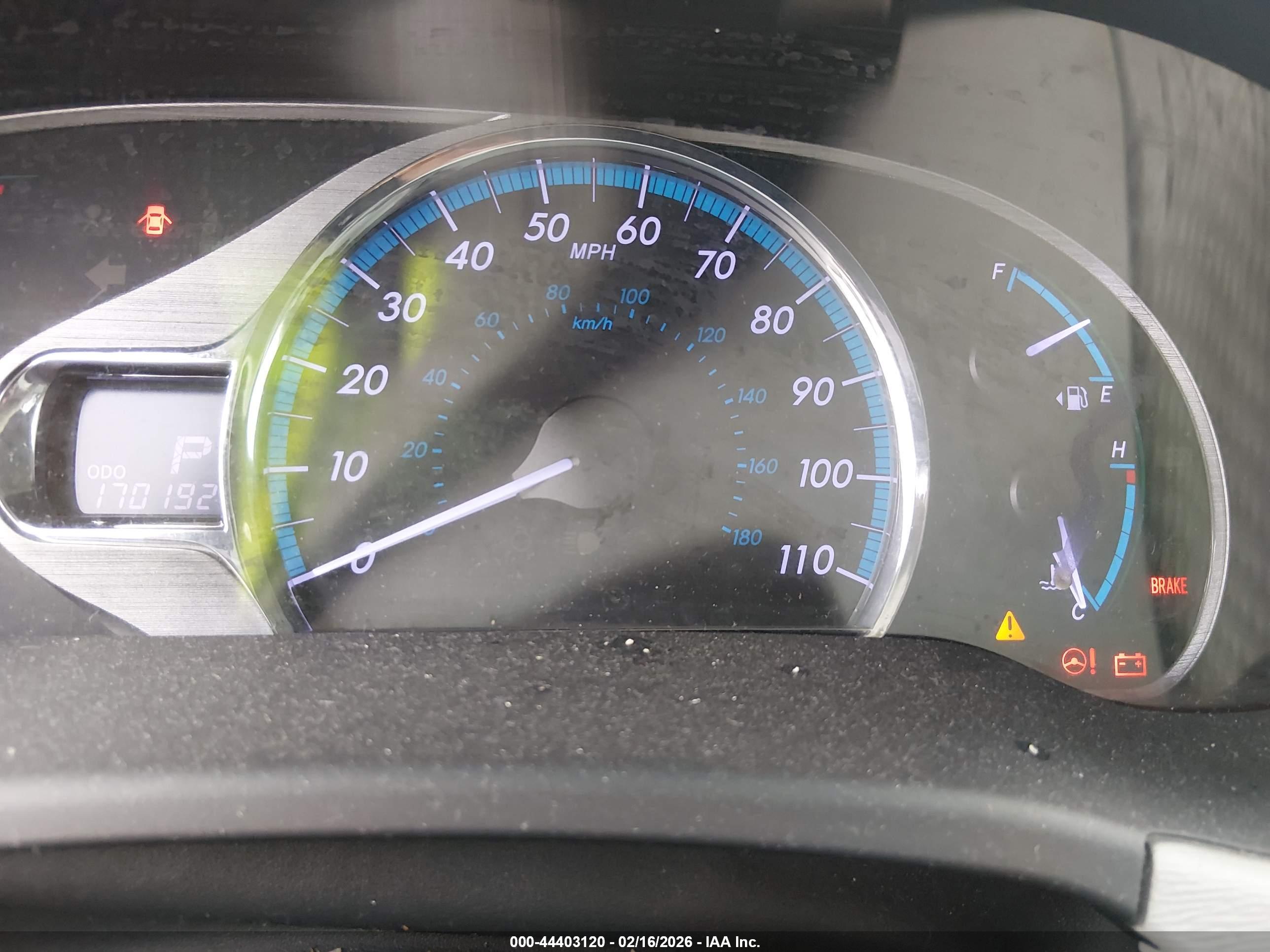 TOYOTA SIENNA image 7