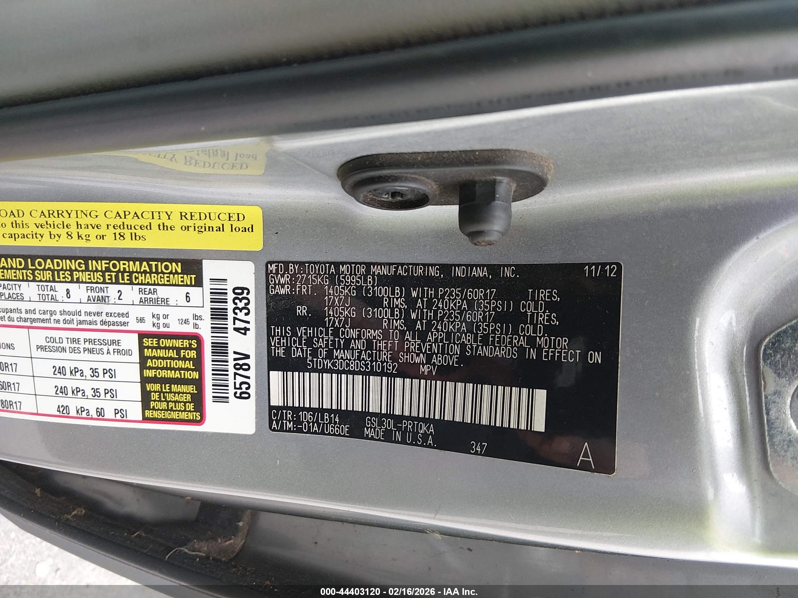 TOYOTA SIENNA image 9