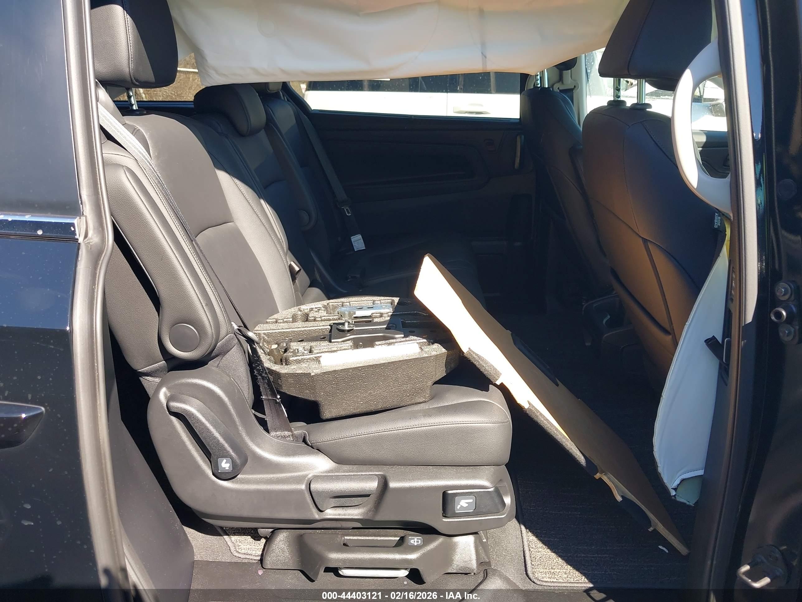 HONDA ODYSSEY image 8