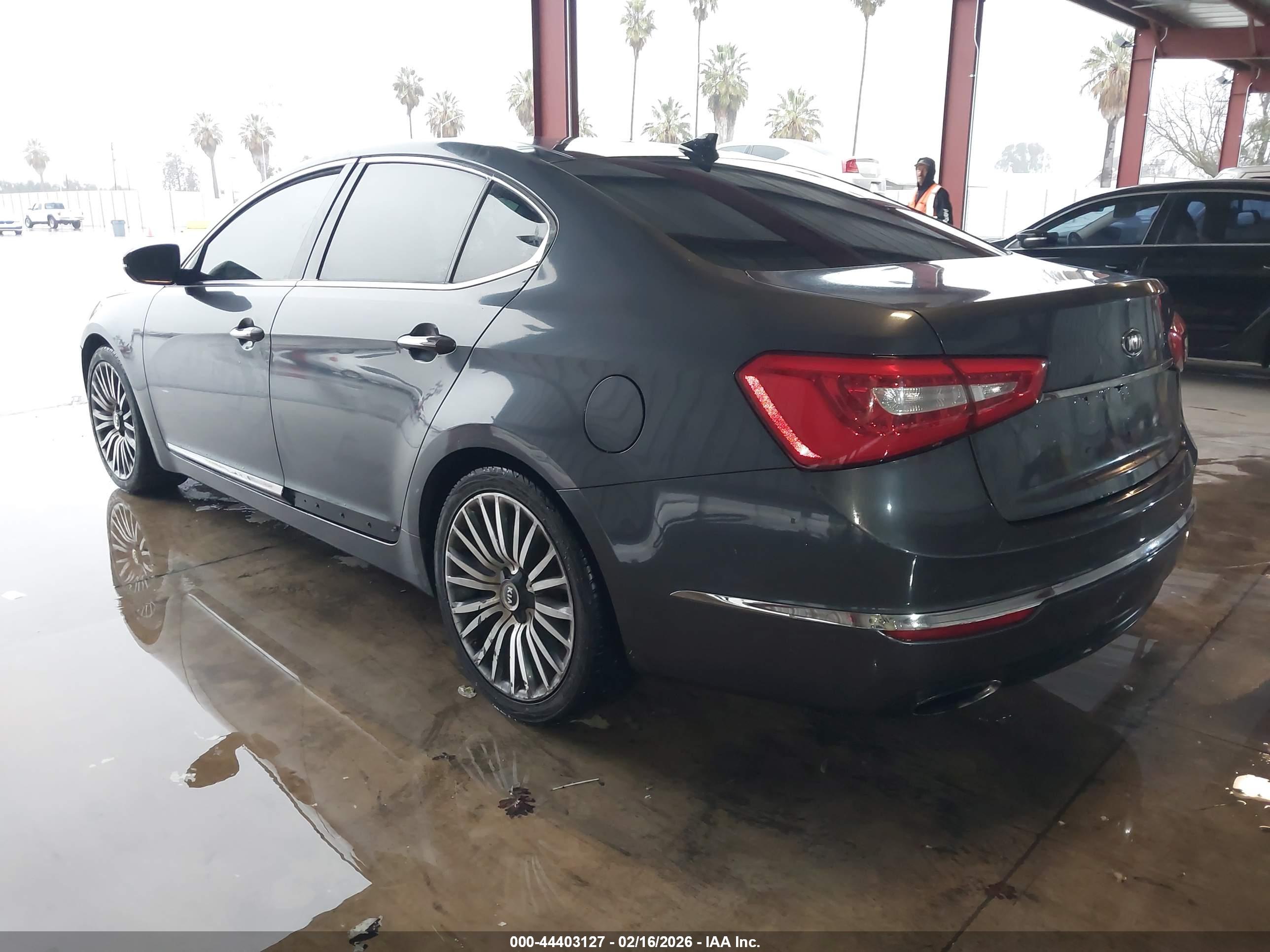 KIA CADENZA image 3