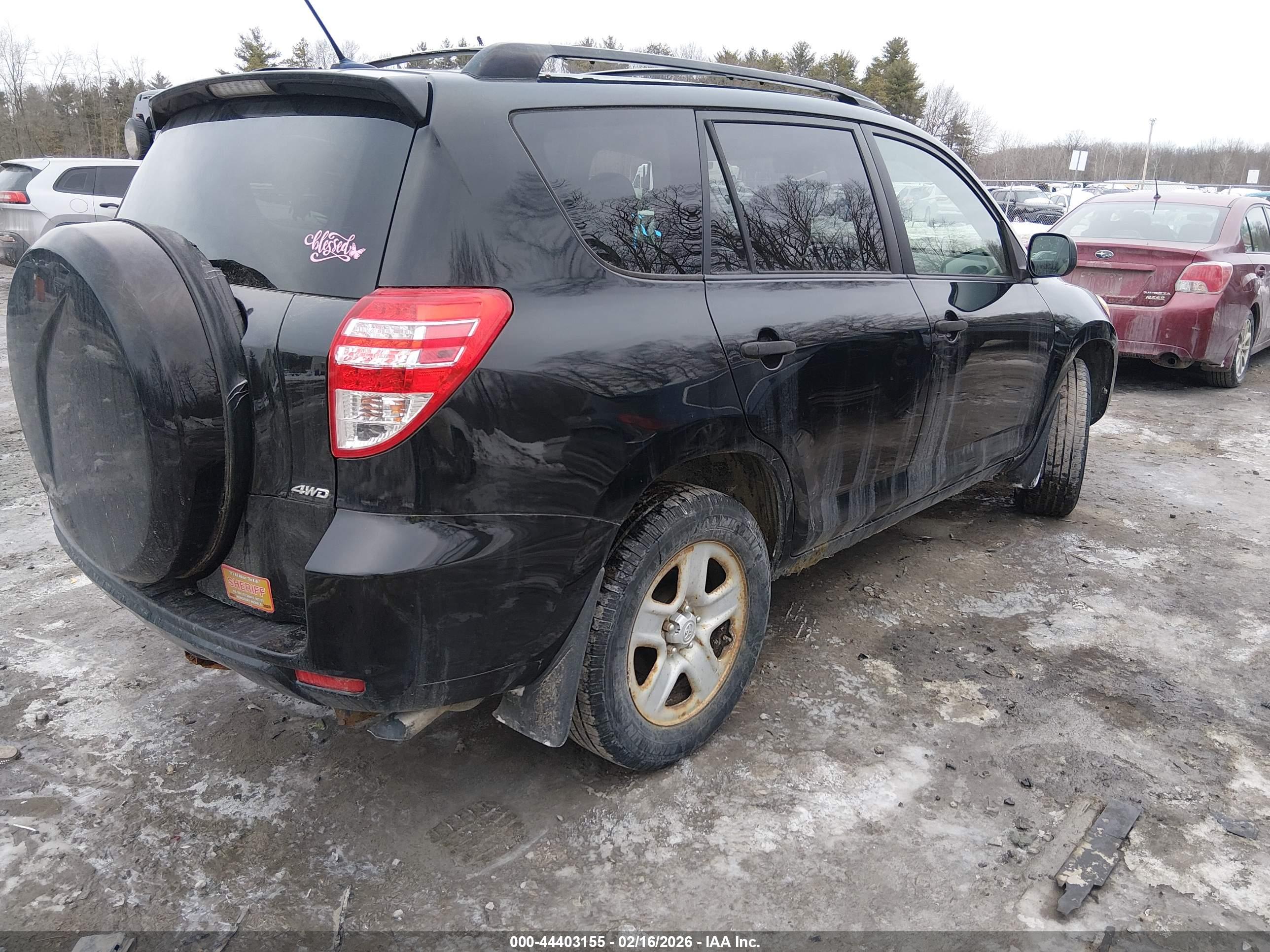 TOYOTA RAV4 image 4