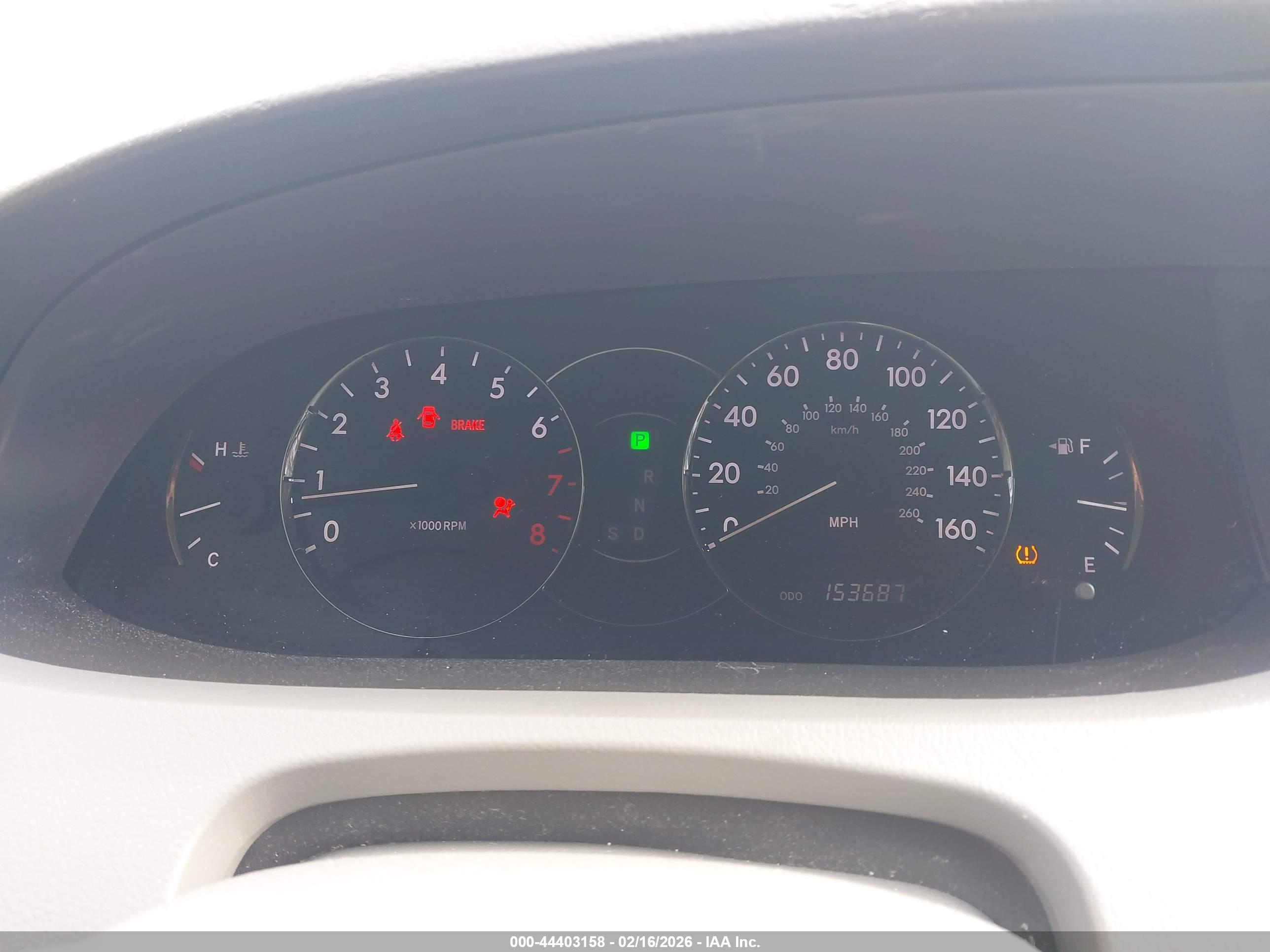 TOYOTA AVALON image 7