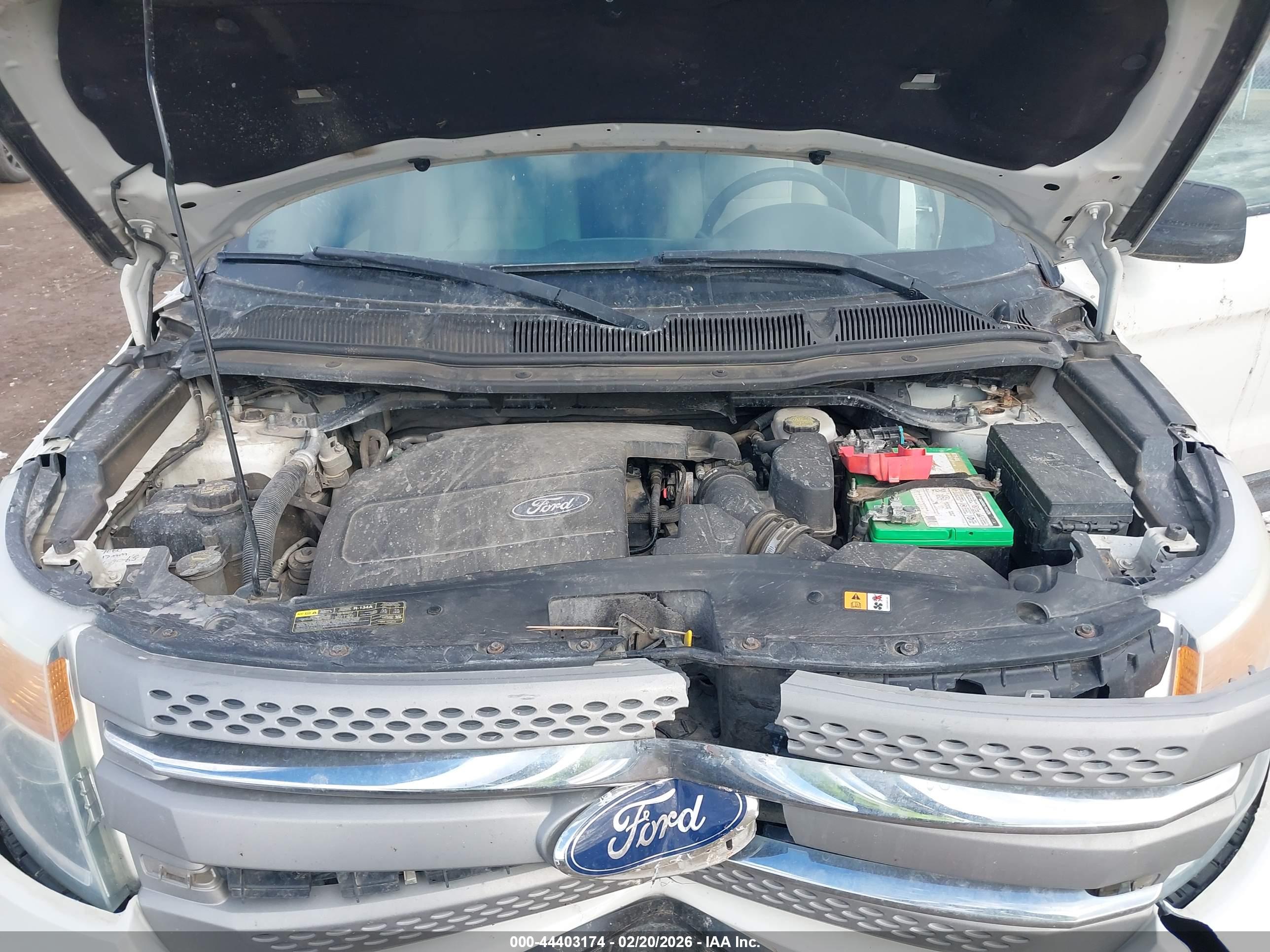 FORD EXPLORER image 10
