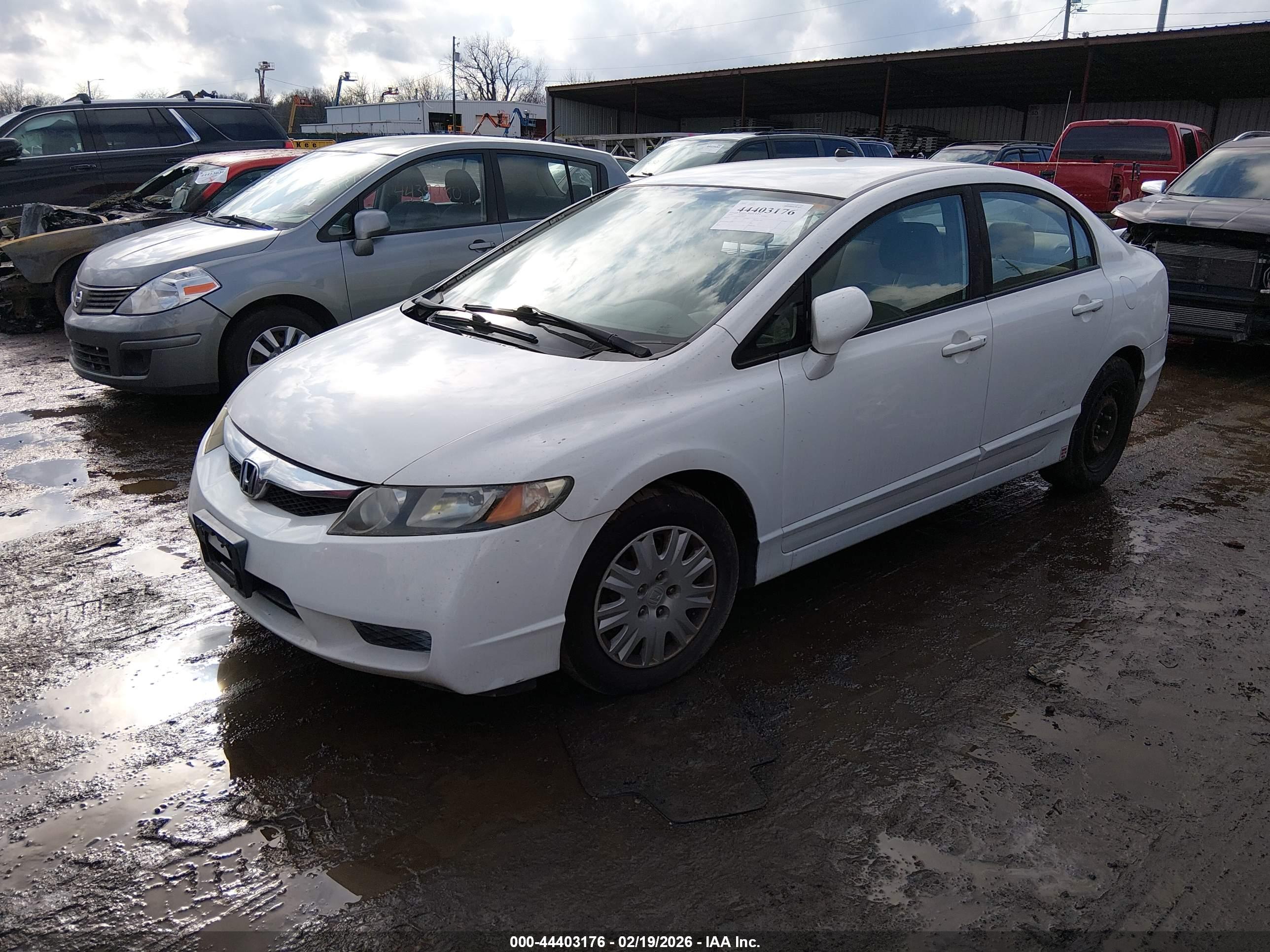 HONDA CIVIC image 2