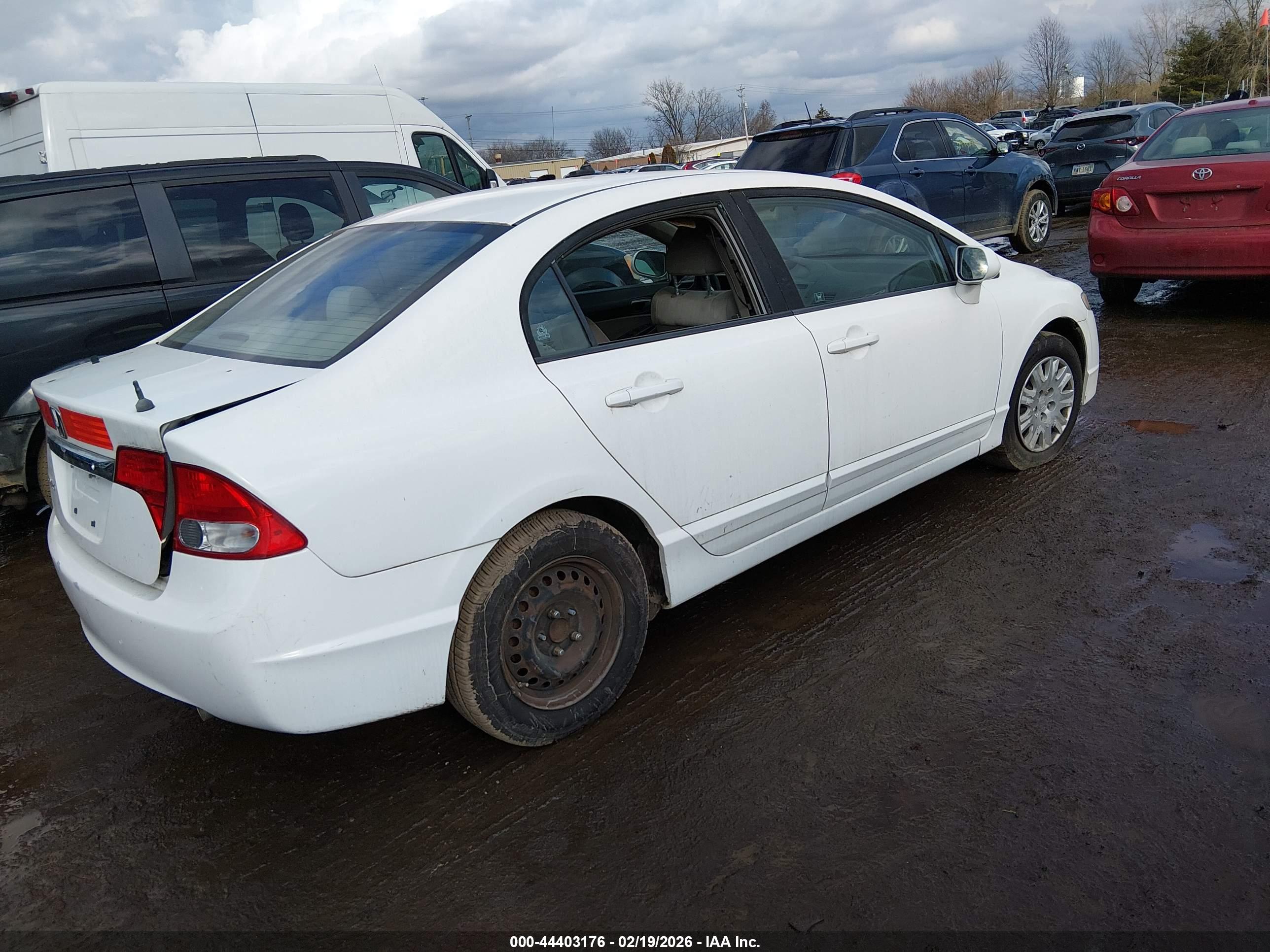HONDA CIVIC image 4