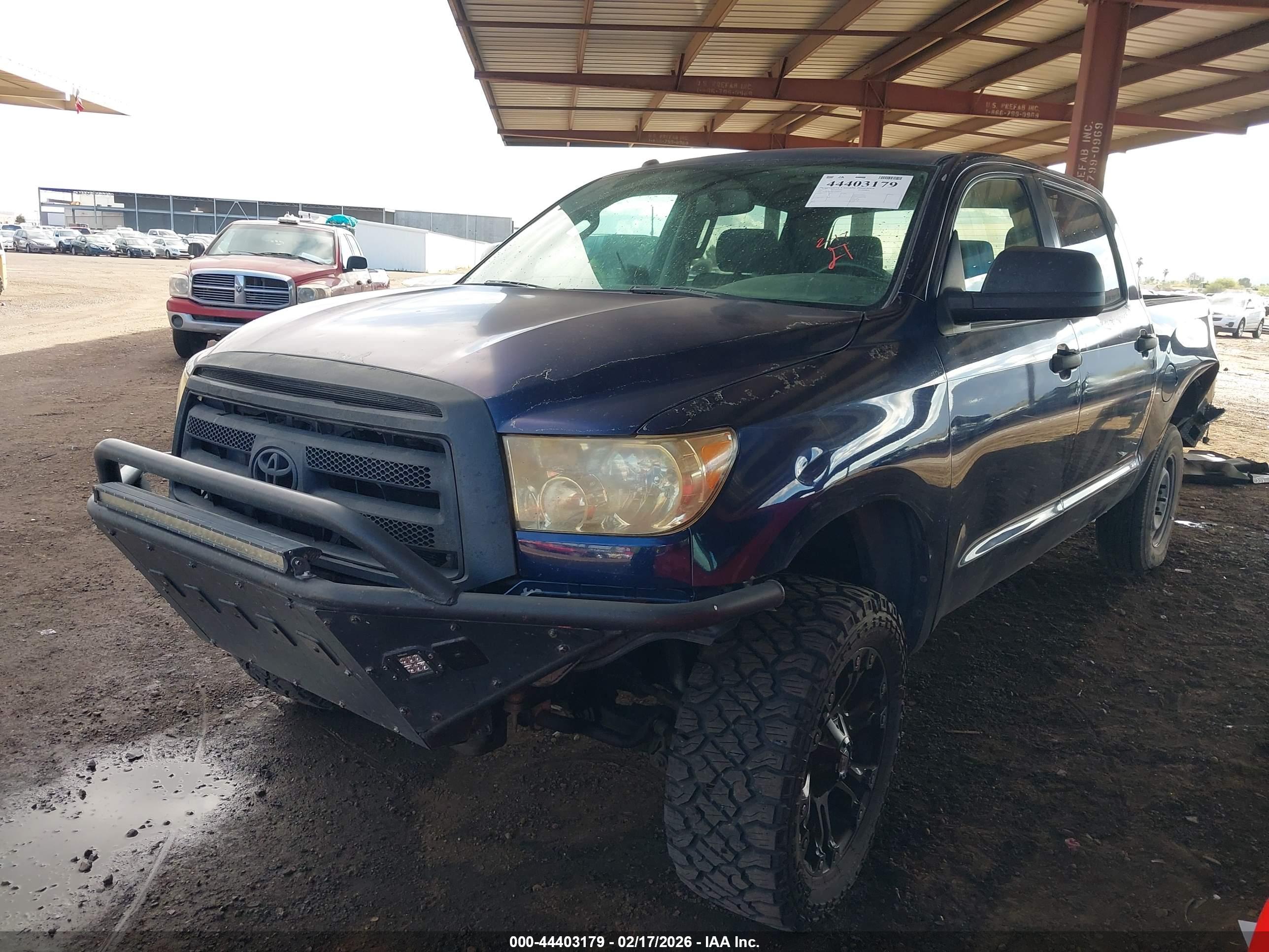 TOYOTA TUNDRA image 2
