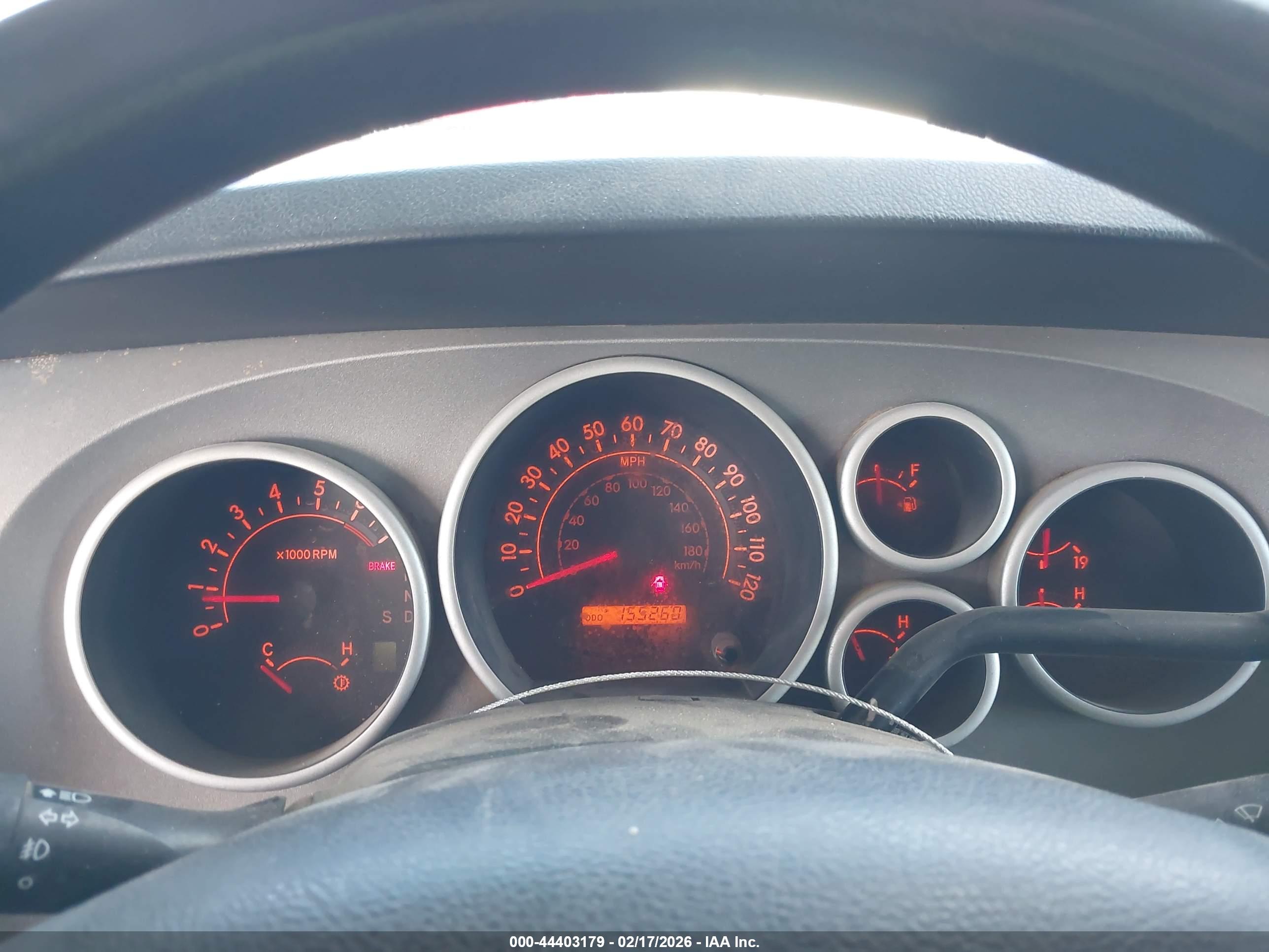 TOYOTA TUNDRA image 7