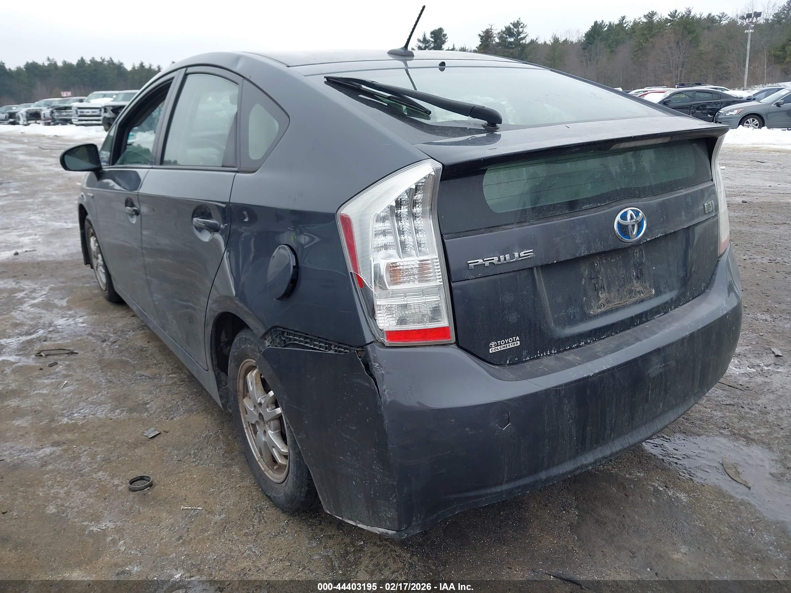 TOYOTA PRIUS image 6