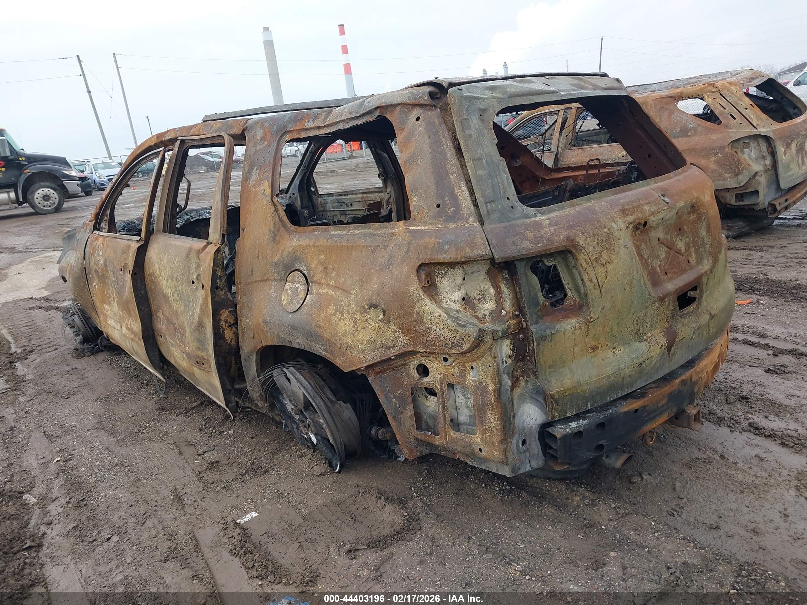 GMC ACADIA image 3