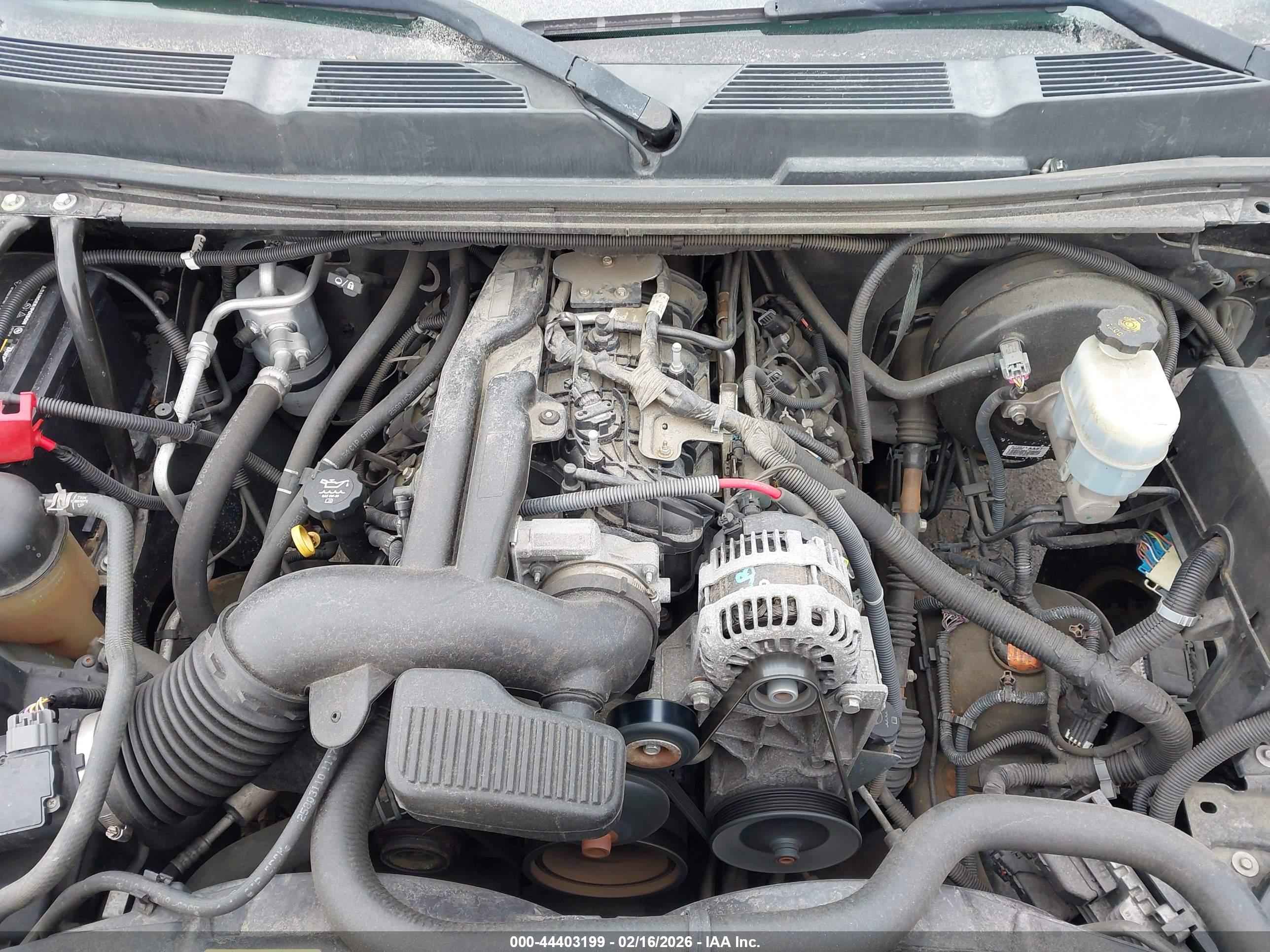 CHEVROLET SILVERADO image 10